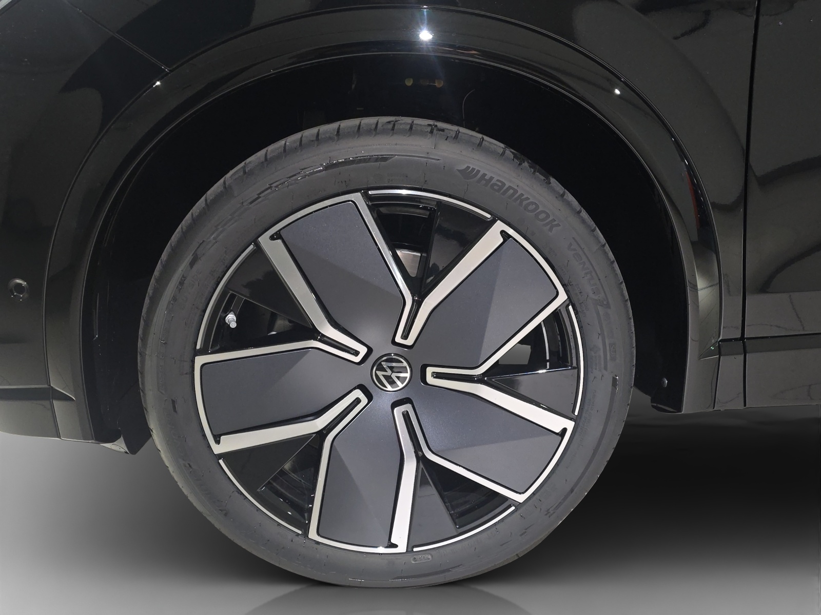 VW Tiguan 2.0 TSI DSG R-Line 4Motion-image-15