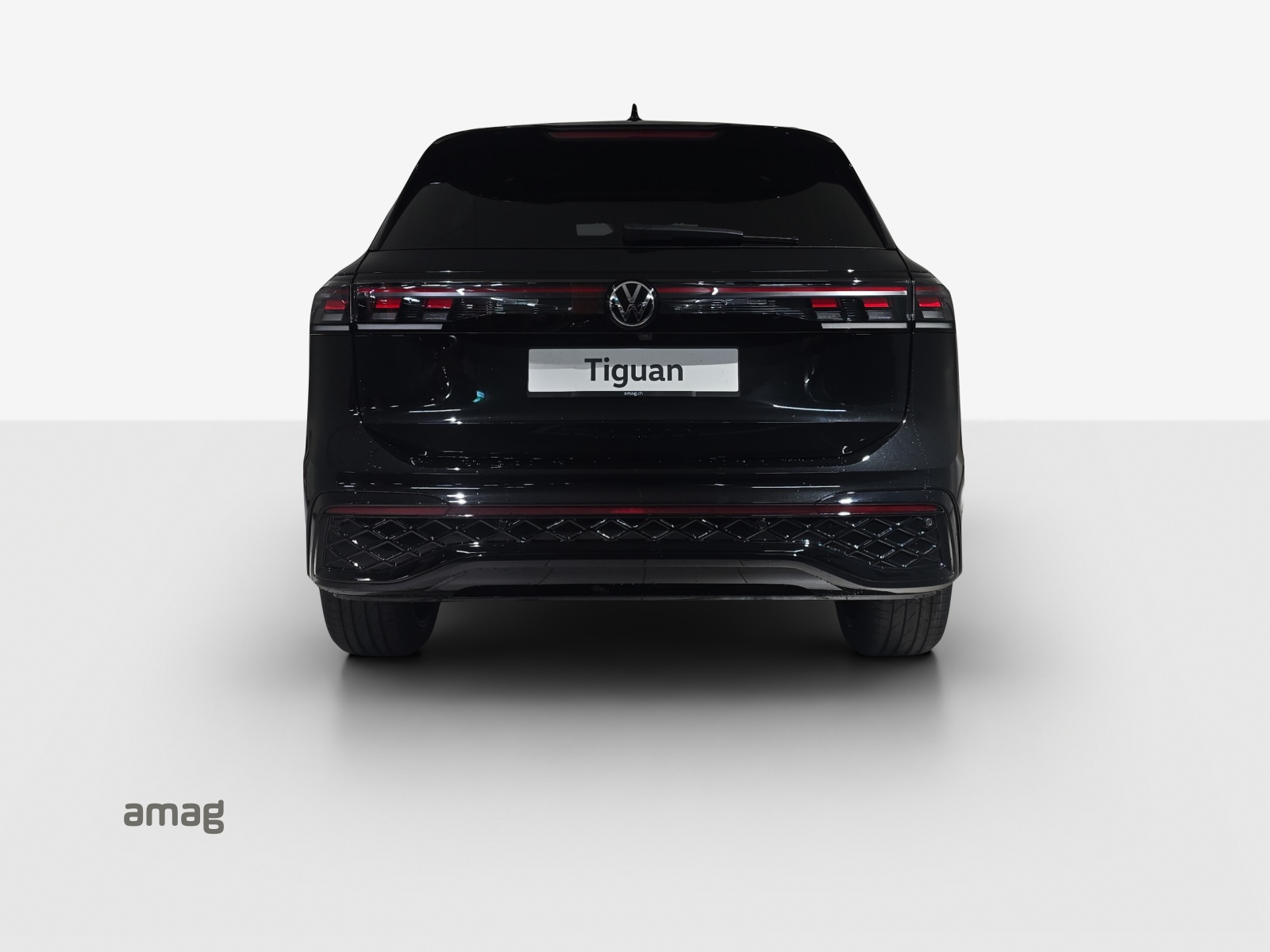 VW Tiguan 2.0 TSI DSG R-Line 4Motion-showroom-element-3
