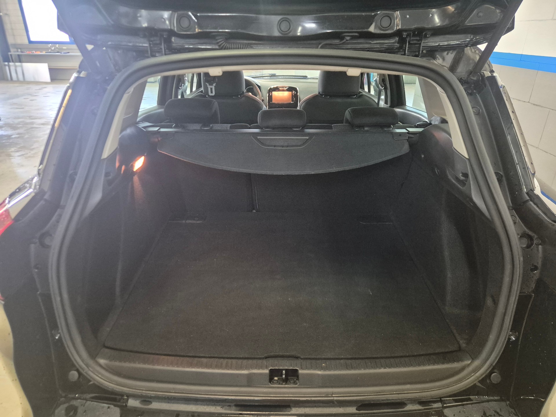 RENAULT Clio Grandtour 1.2 16V Expression-image-14