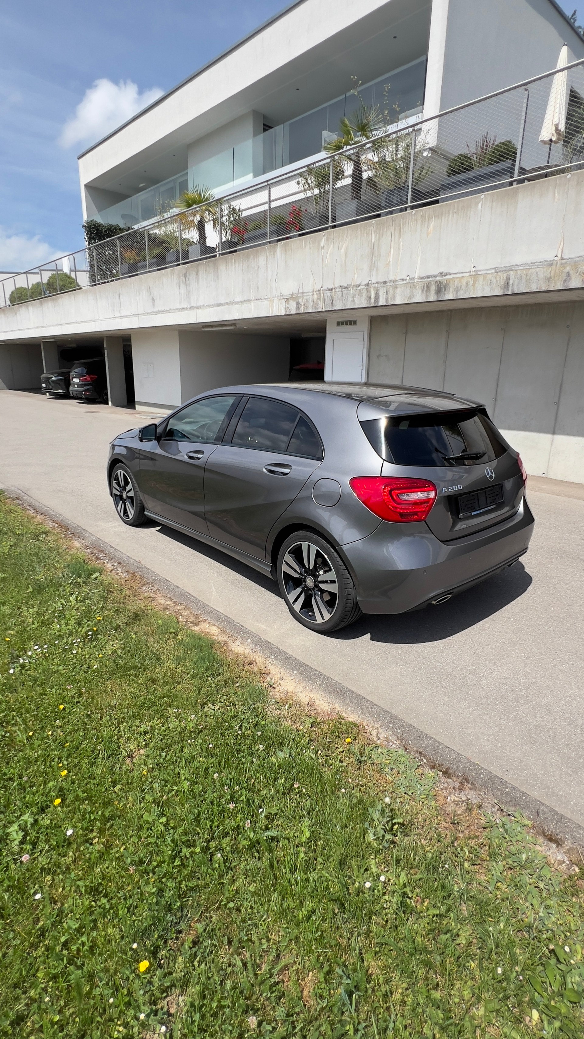 MERCEDES-BENZ A 200-image-3