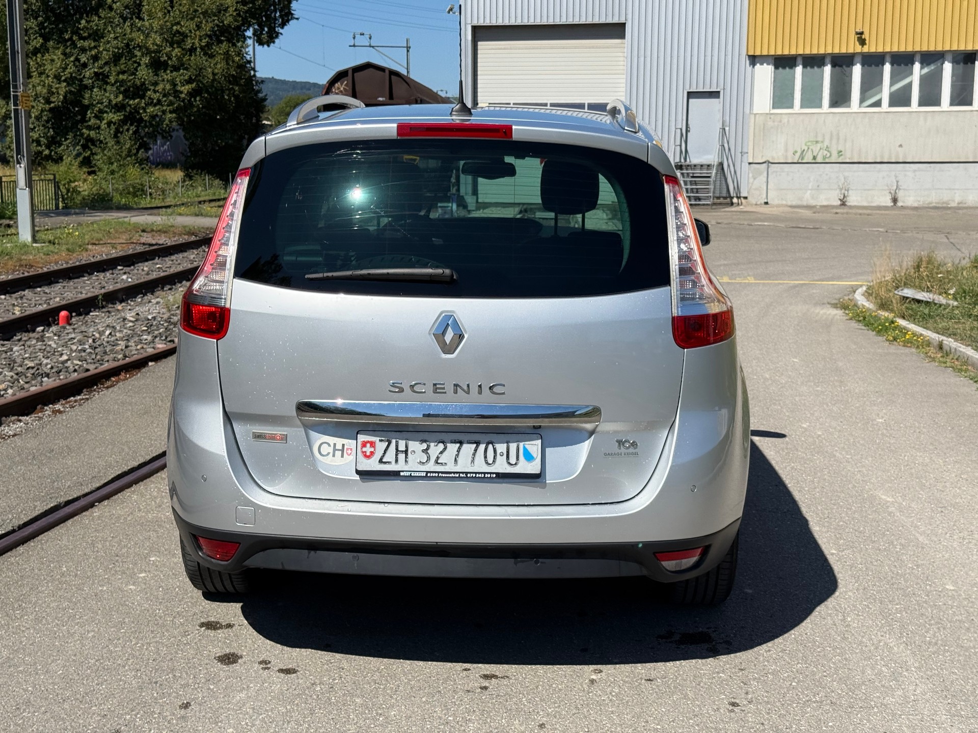RENAULT Grand Scénic 1.2 16V Turbo Bose Edition-image-6