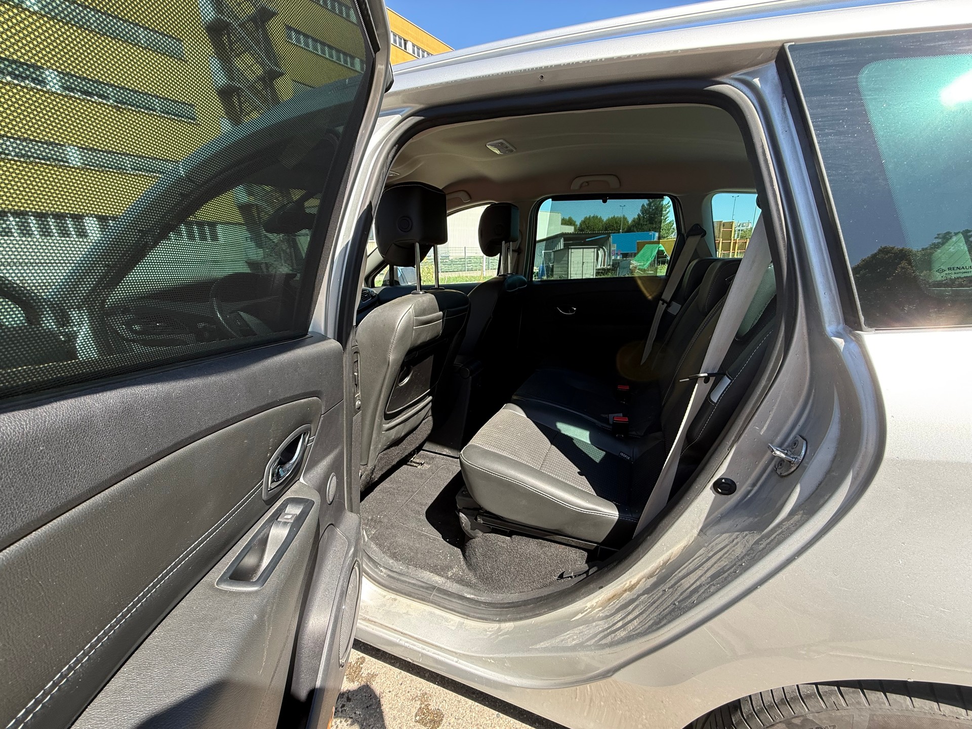 RENAULT Grand Scénic 1.2 16V Turbo Bose Edition-image-11