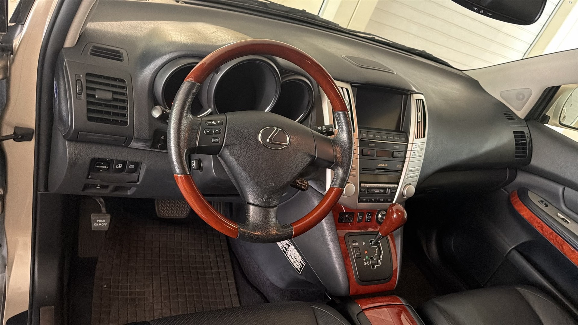 LEXUS RX 300 Edition AWD Automatic-image-13