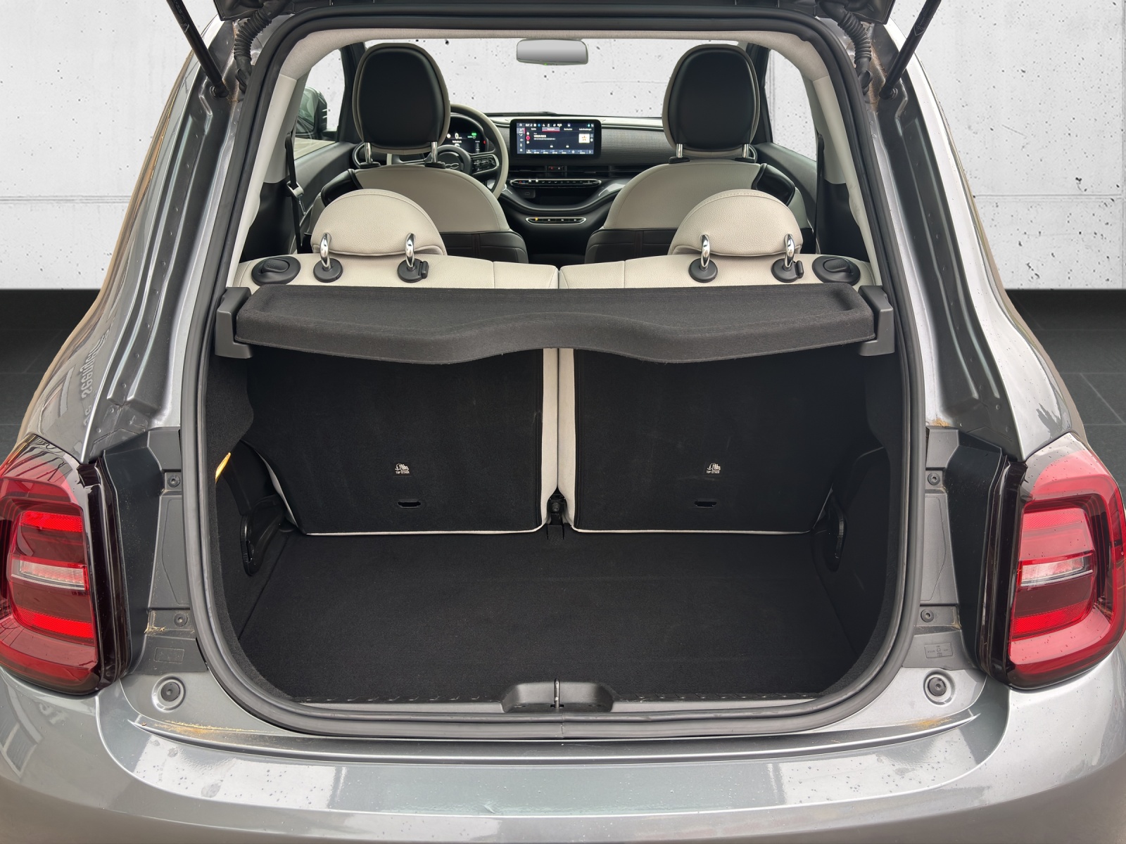 FIAT 500 electric 87 kW La Prima mit Panorama-Glasdach-image-7
