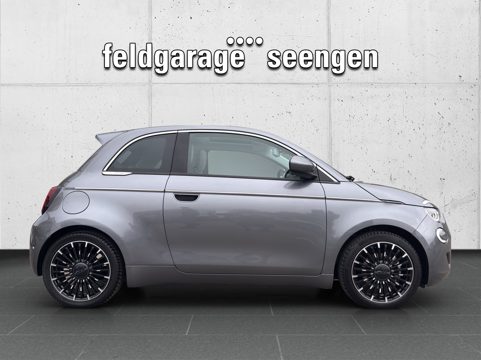 FIAT 500 electric 87 kW La Prima mit Panorama-Glasdach-image-3