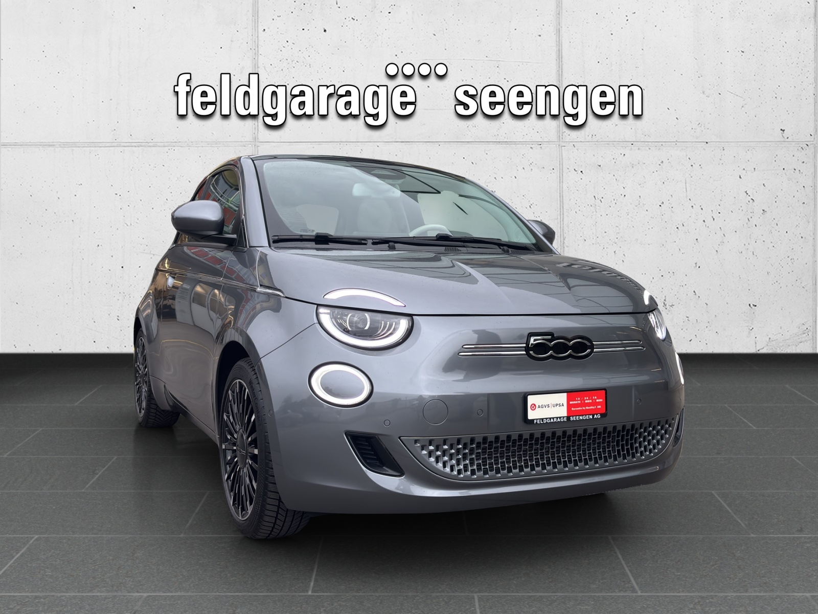 FIAT 500 electric 87 kW La Prima mit Panorama-Glasdach-image-2