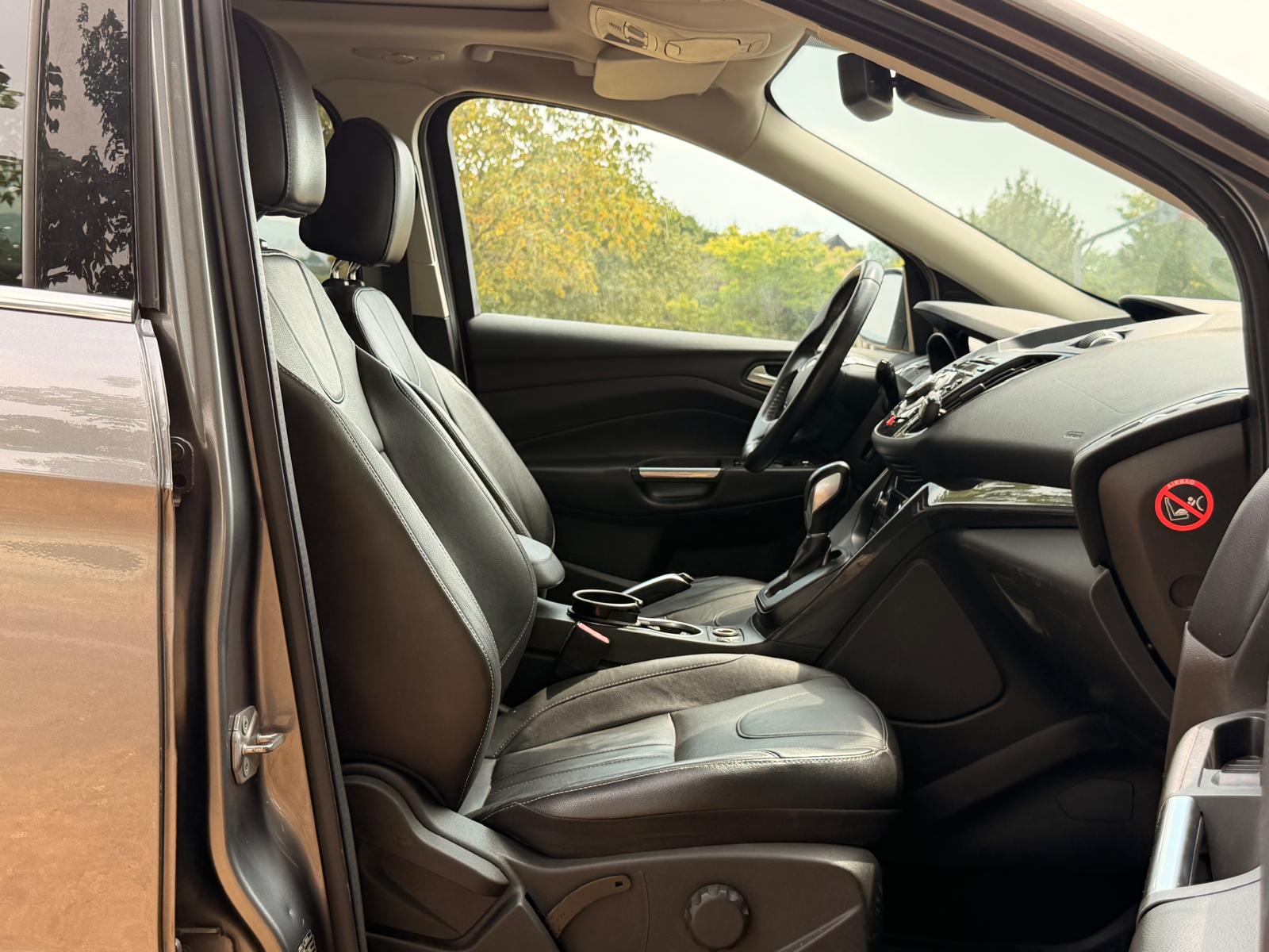 FORD Kuga 2.0 TDCi Titanium 4WD PowerShift-image-10