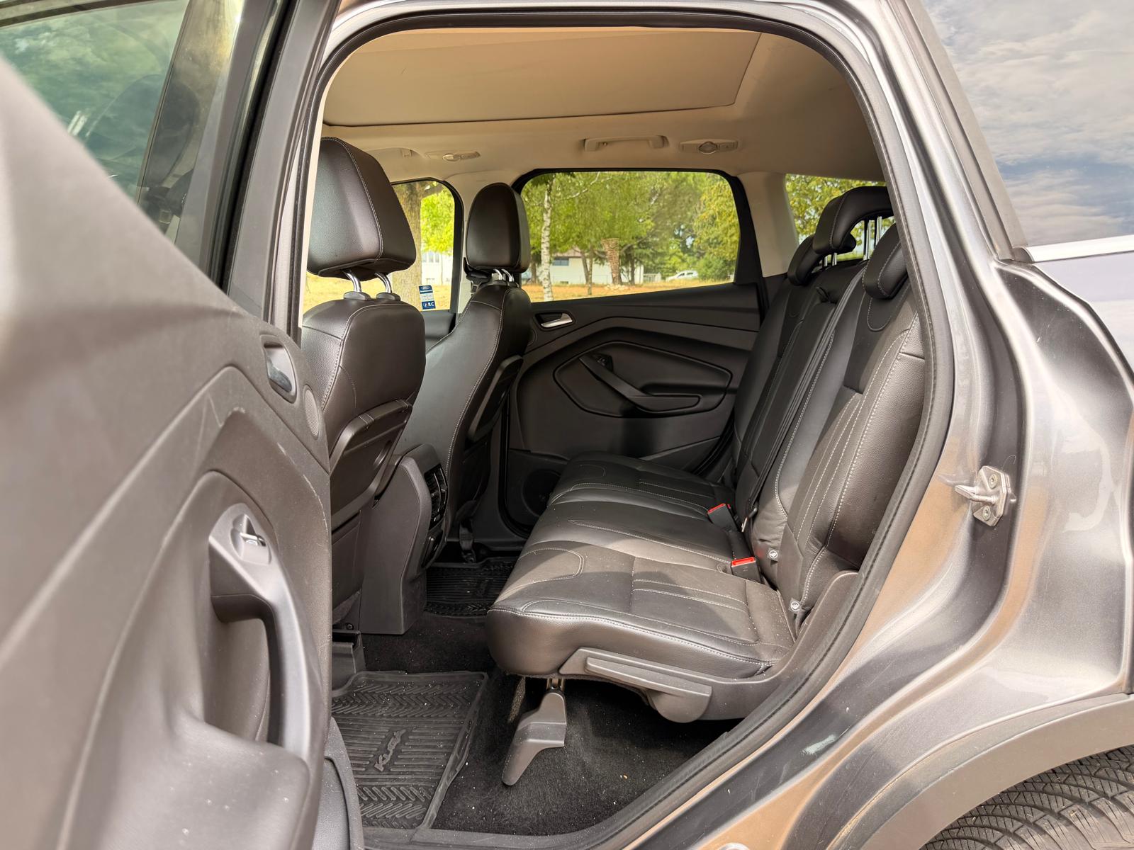 FORD Kuga 2.0 TDCi Titanium 4WD PowerShift-image-9