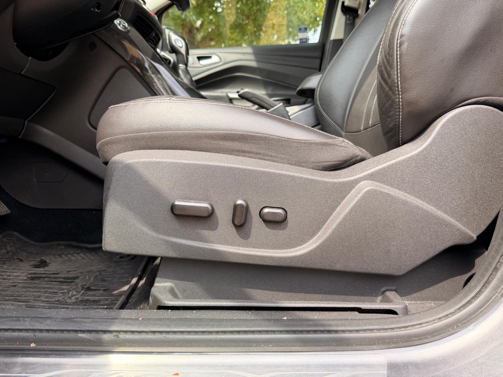 FORD Kuga 2.0 TDCi Titanium 4WD PowerShift-image-21