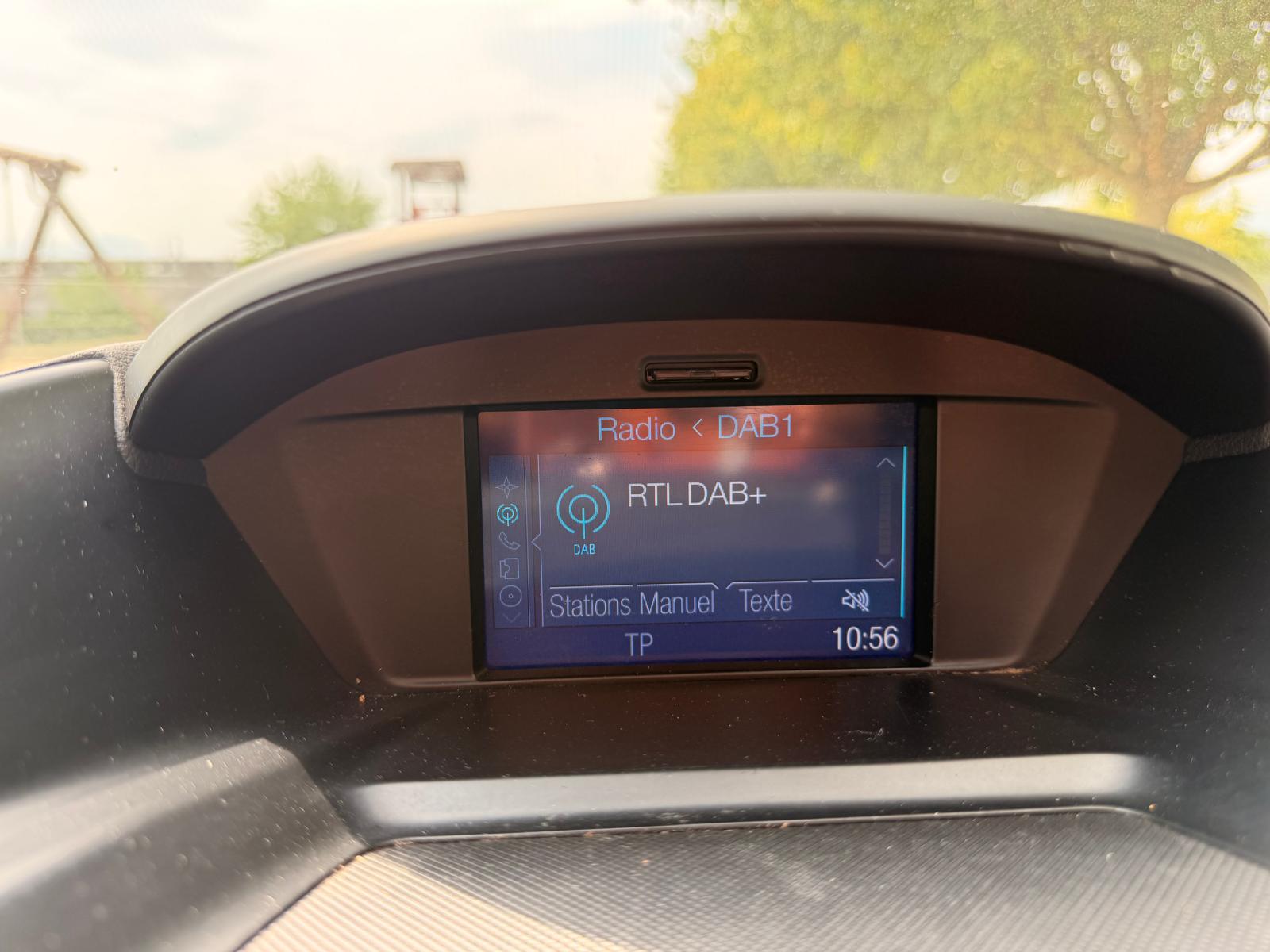 FORD Kuga 2.0 TDCi Titanium 4WD PowerShift-image-23