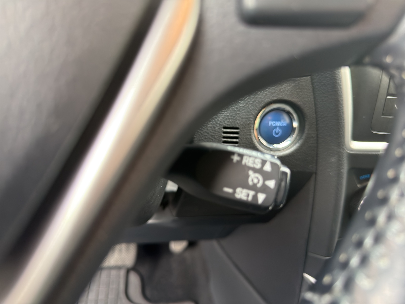 TOYOTA Auris 1.8 16V HSD Linea Trend-image-22