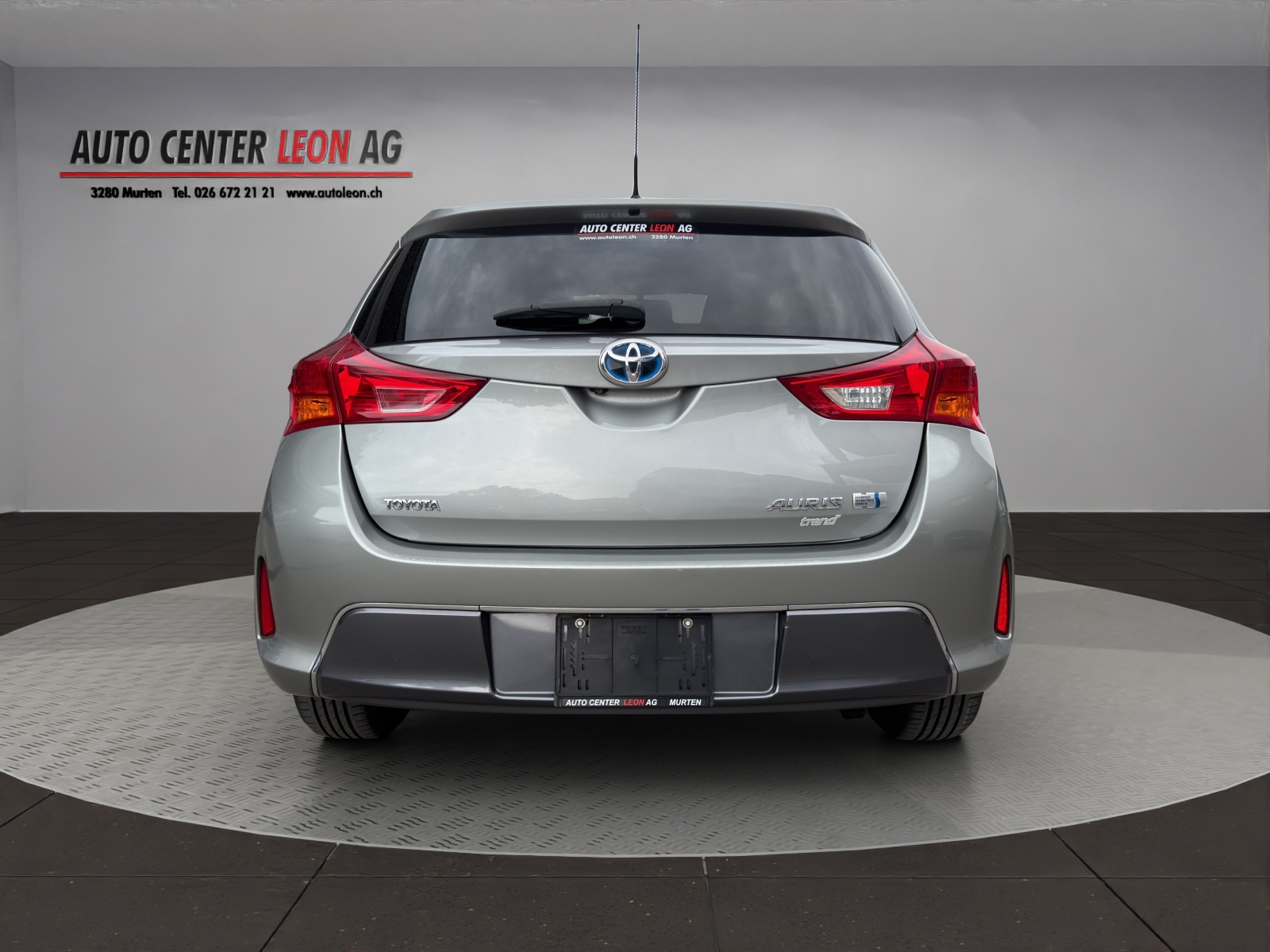 TOYOTA Auris 1.8 16V HSD Linea Trend-image-4