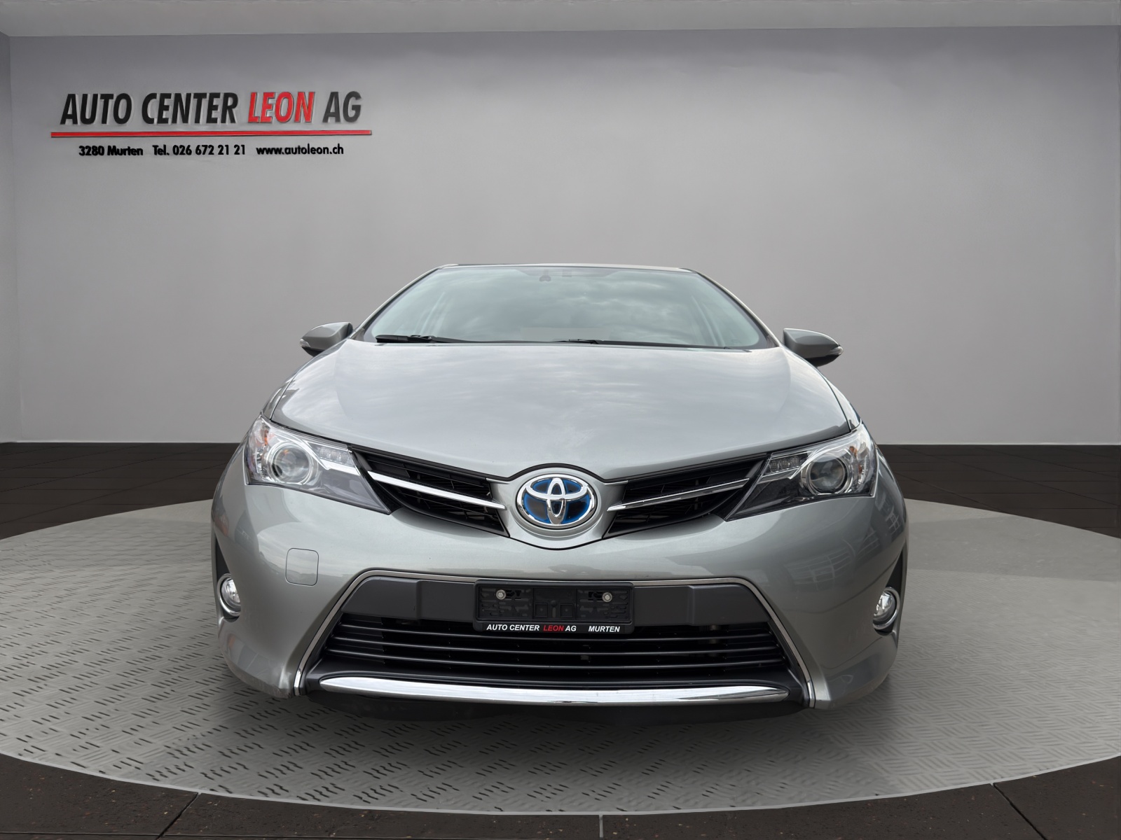 TOYOTA Auris 1.8 16V HSD Linea Trend-image-0