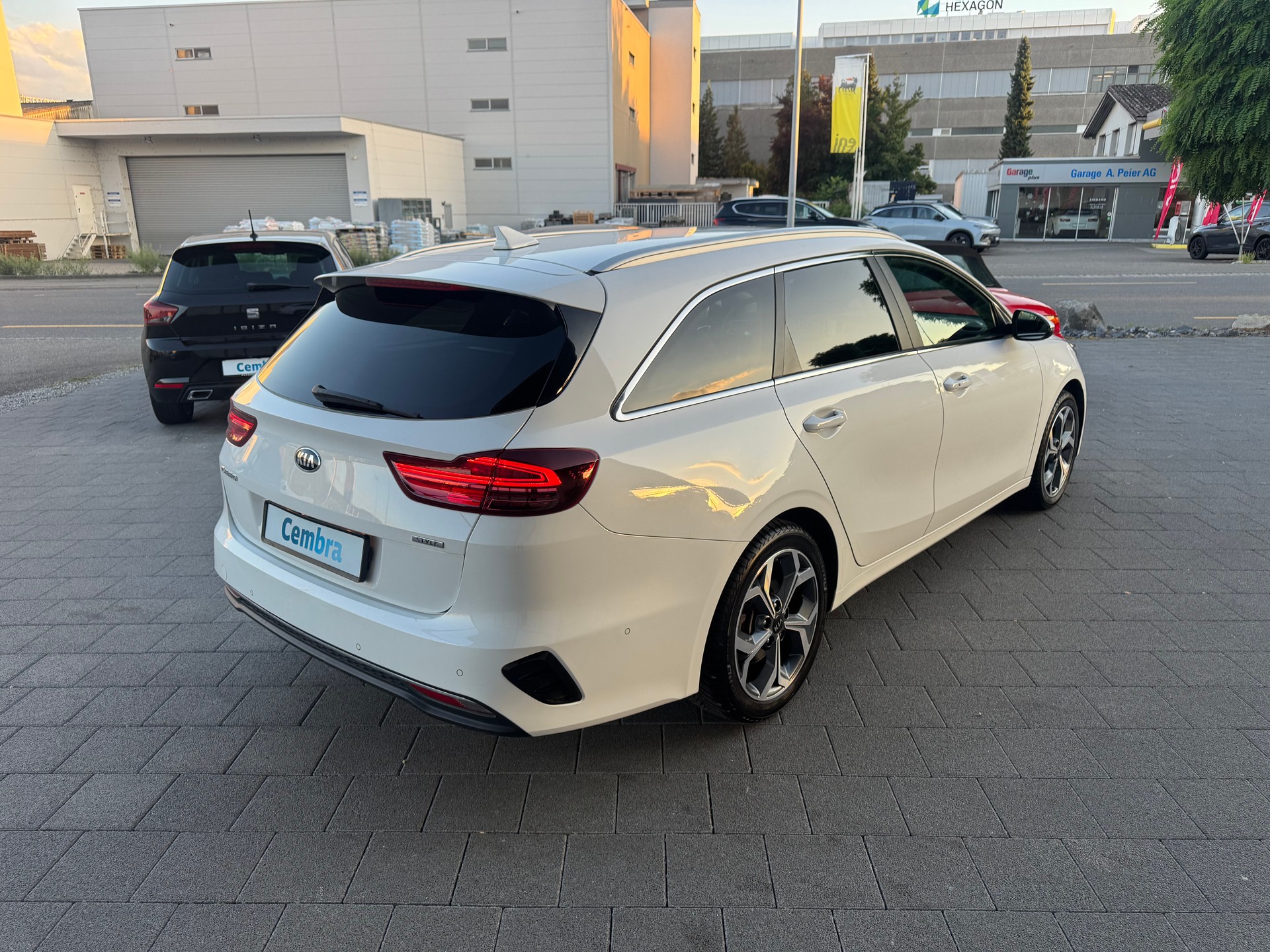 KIA Ceed Sportswagon 1.4 T-GDi Power 25 DCT-image-5