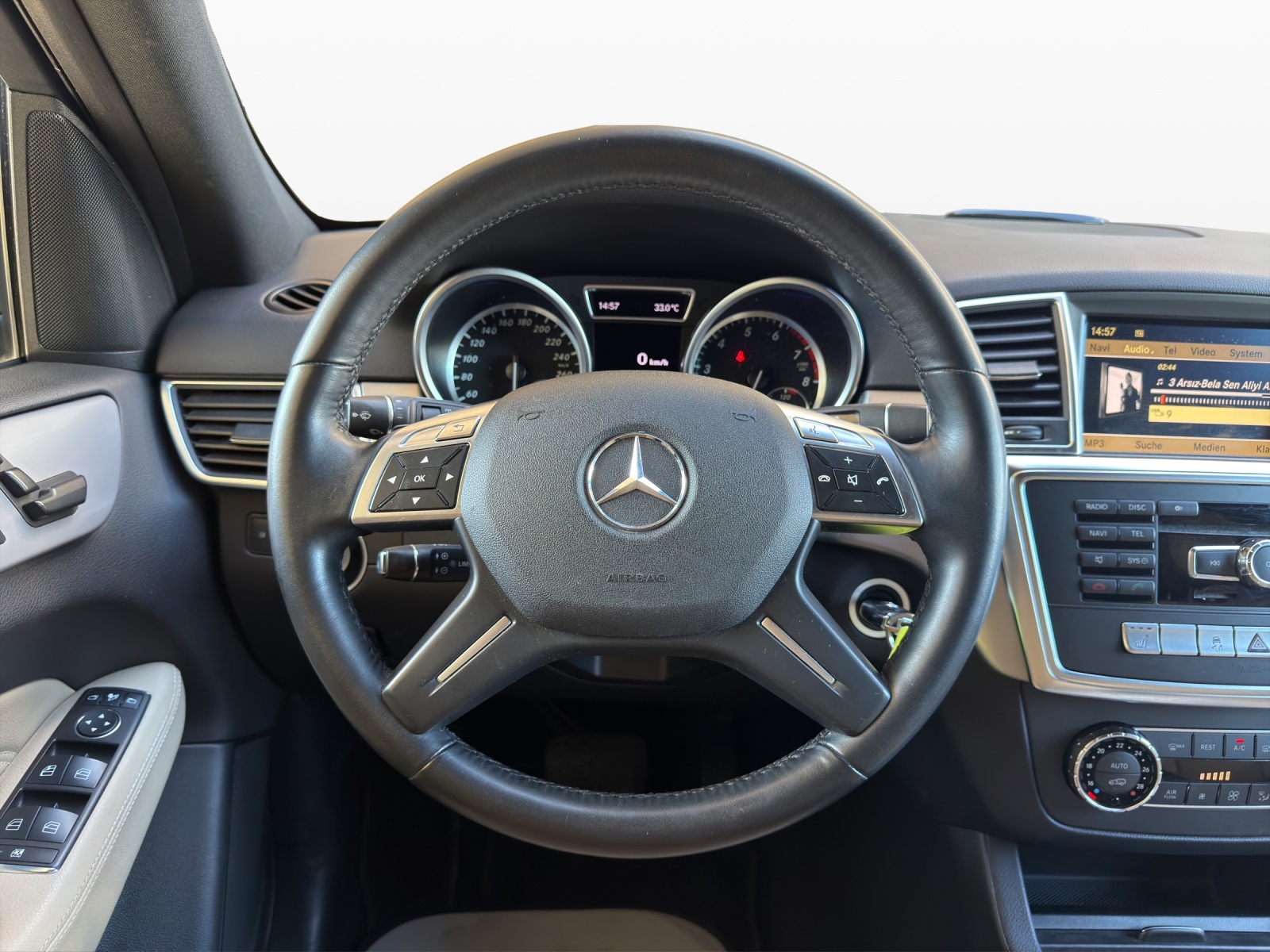 MERCEDES-BENZ ML 350 BlueEfficiency Edition 4Matic 7G-Tronic-image-10