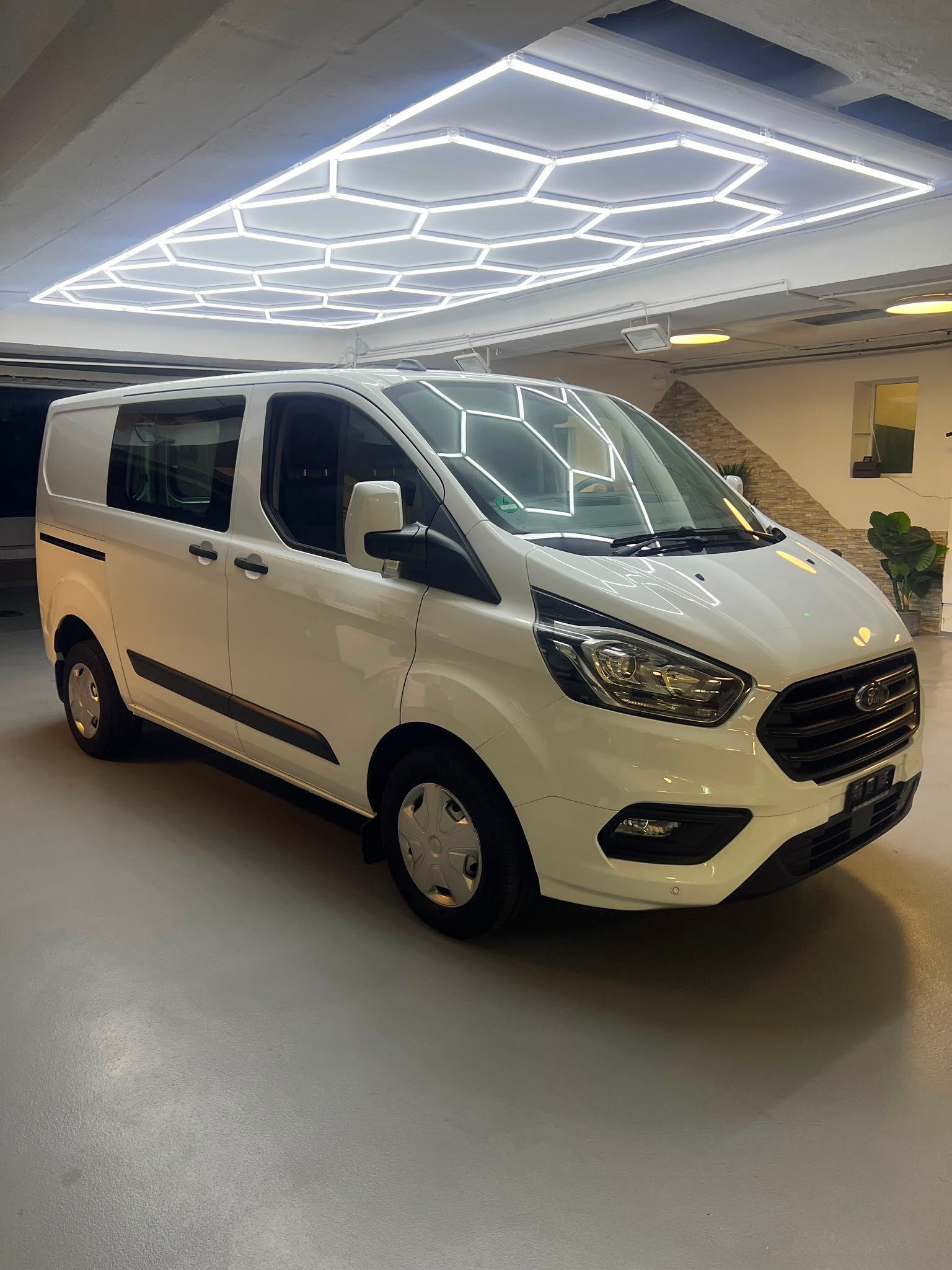 FORD Transit Custom Van 280 L1H1Trend-image-1