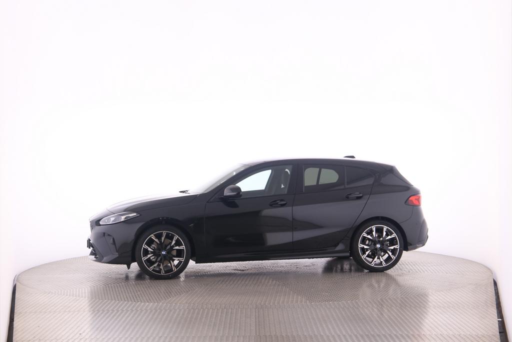 BMW 120i-image-14