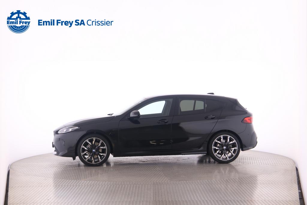 BMW 120i-image-1