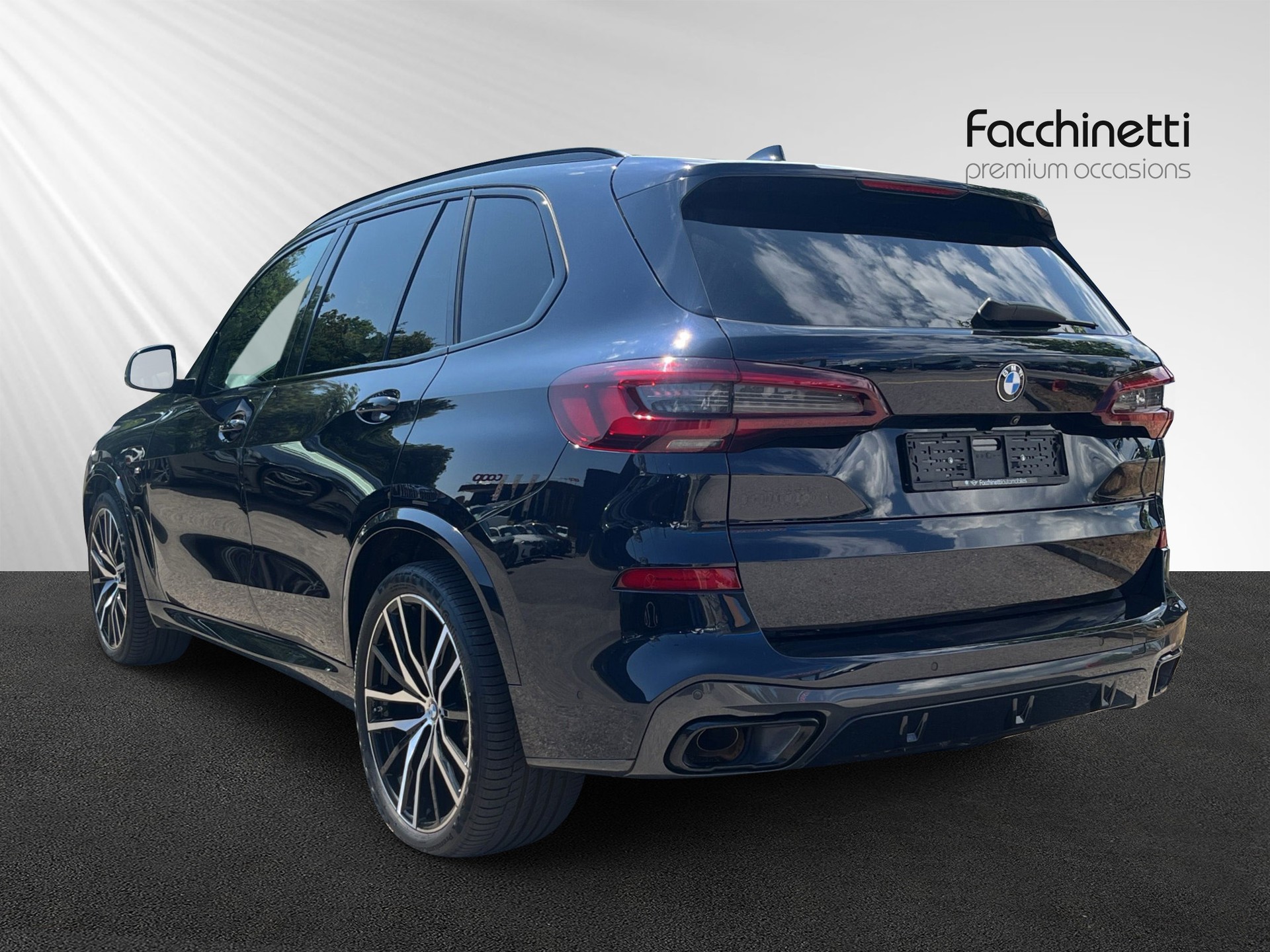 BMW X5 xDrive45e M Sport Steptronic-image-2