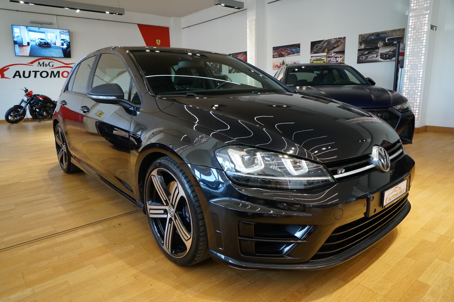 VW Golf 2.0 TSI R 4Motion DSG-image-2
