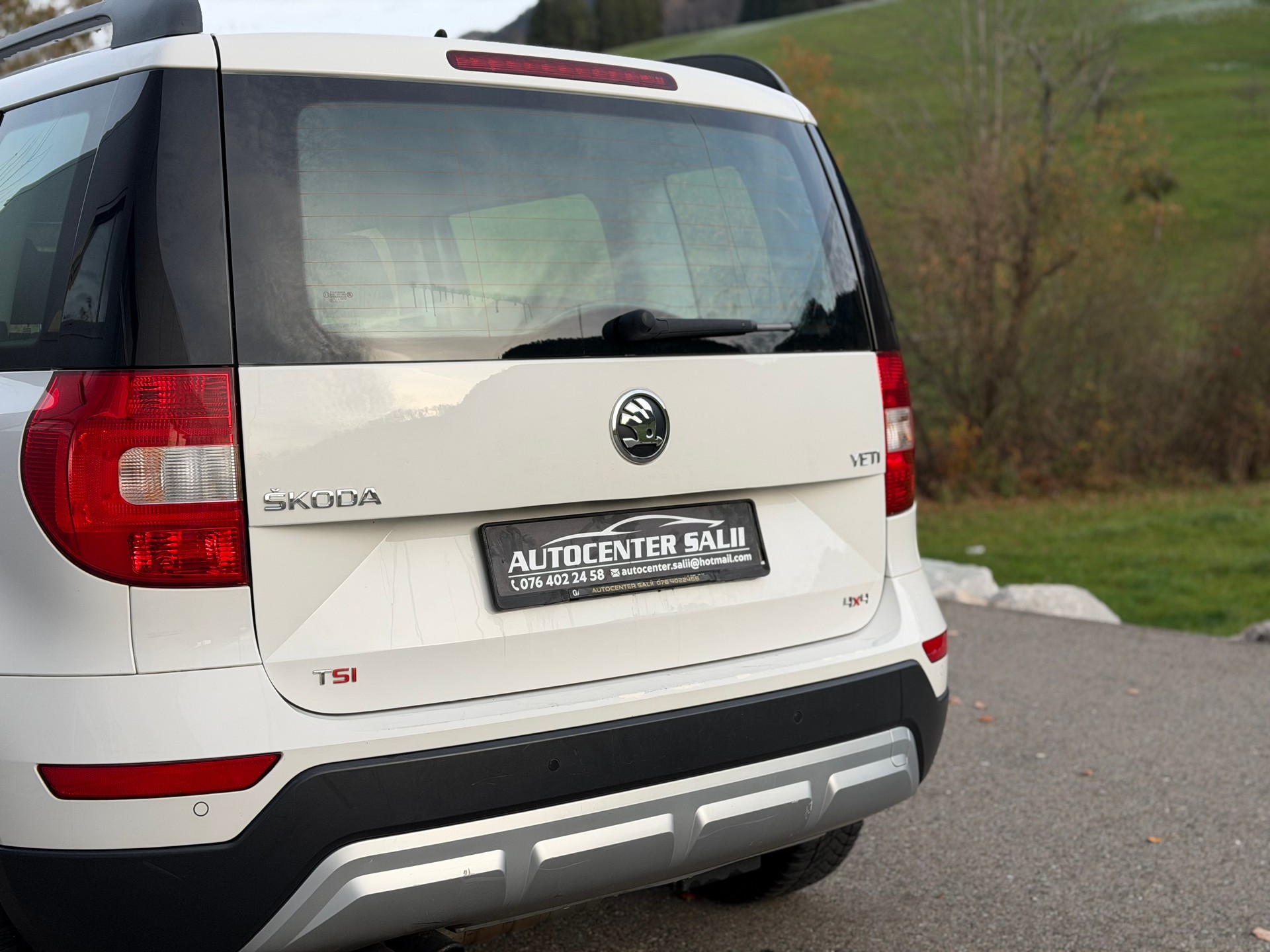 SKODA Yeti 1.8 TSI Ambition 4x4-image-5