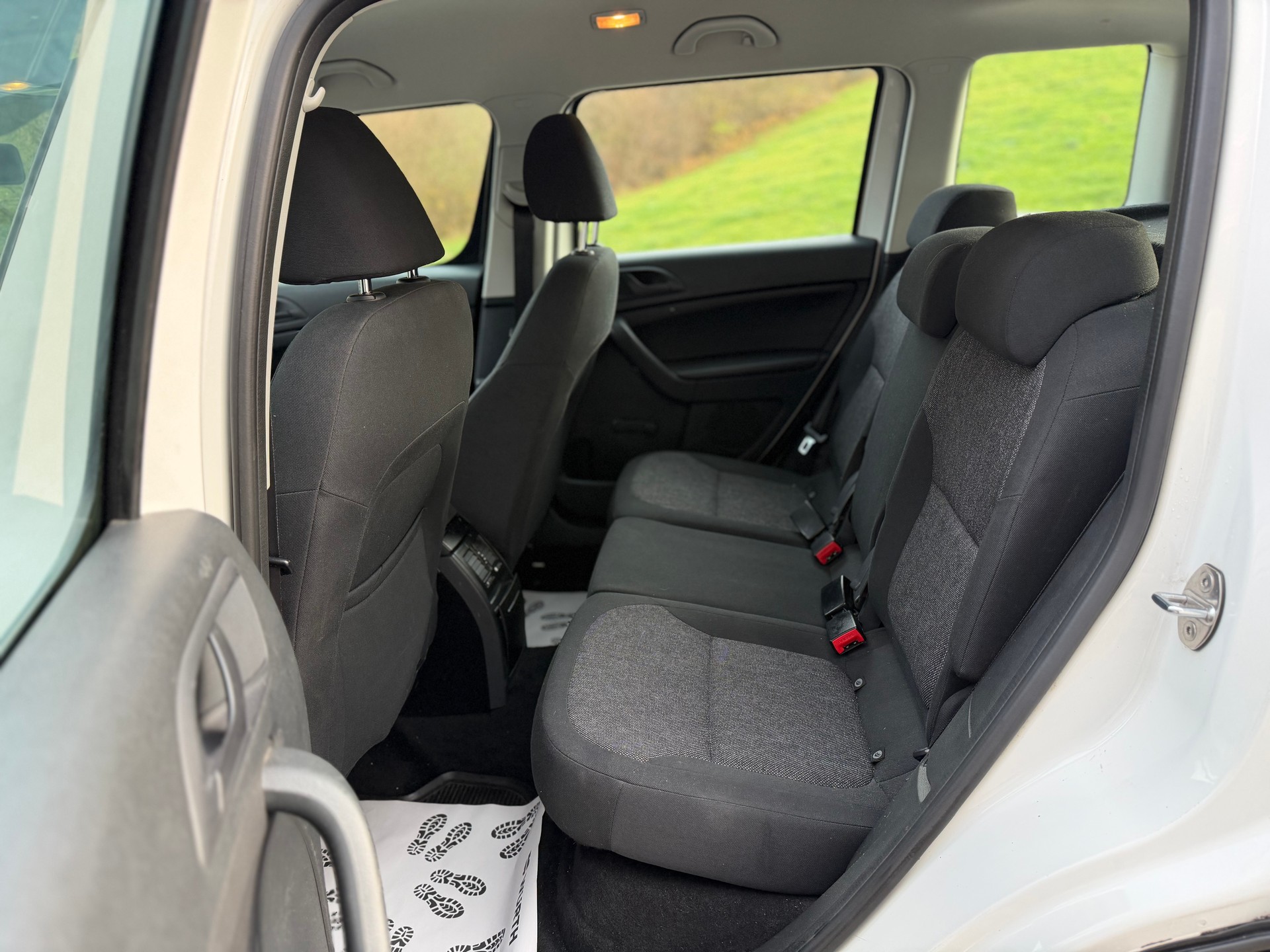 SKODA Yeti 1.8 TSI Ambition 4x4-image-9