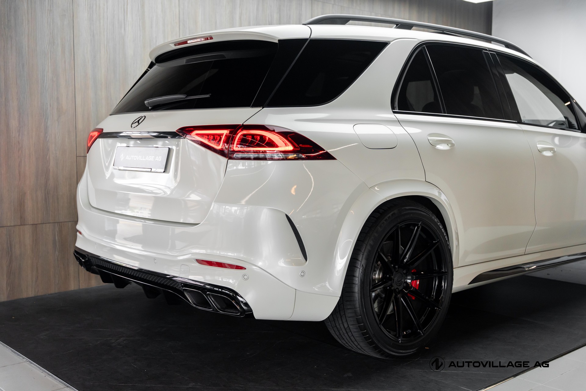 MERCEDES-BENZ GLE 63 S AMG 4Matic+ 9G-Speedshift-image-27
