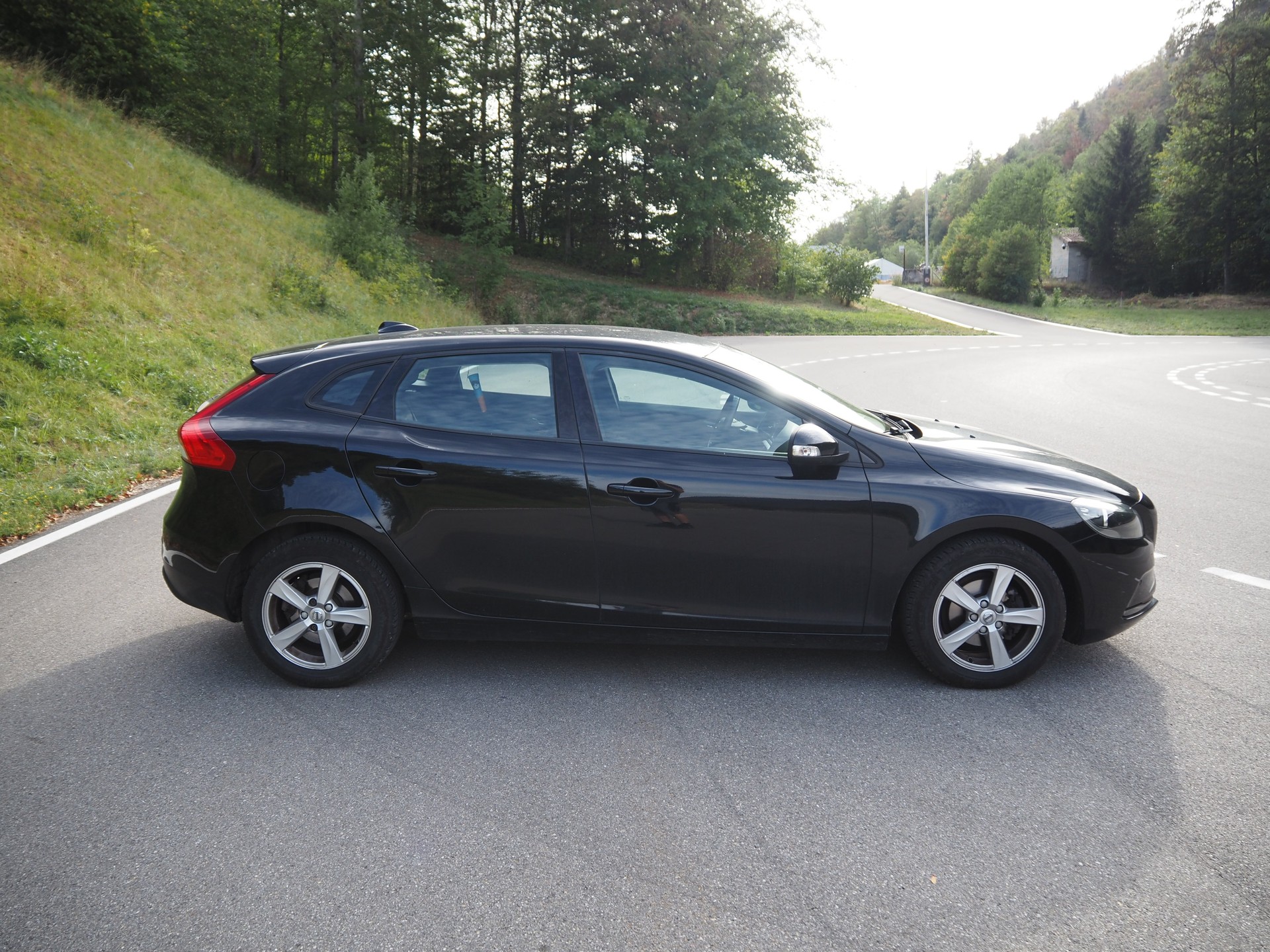 VOLVO 2.0 D2 Kinetic S/S-image-2