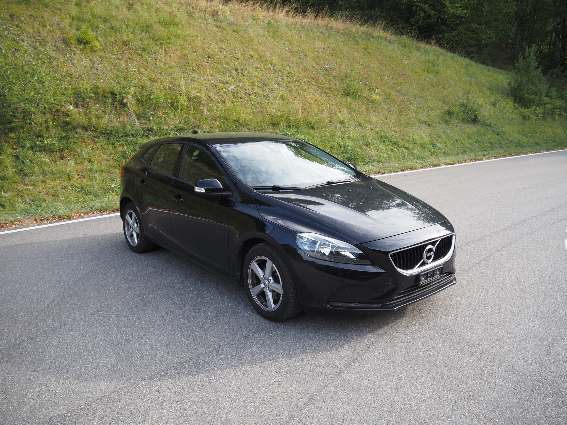 VOLVO 2.0 D2 Kinetic S/S-image-2