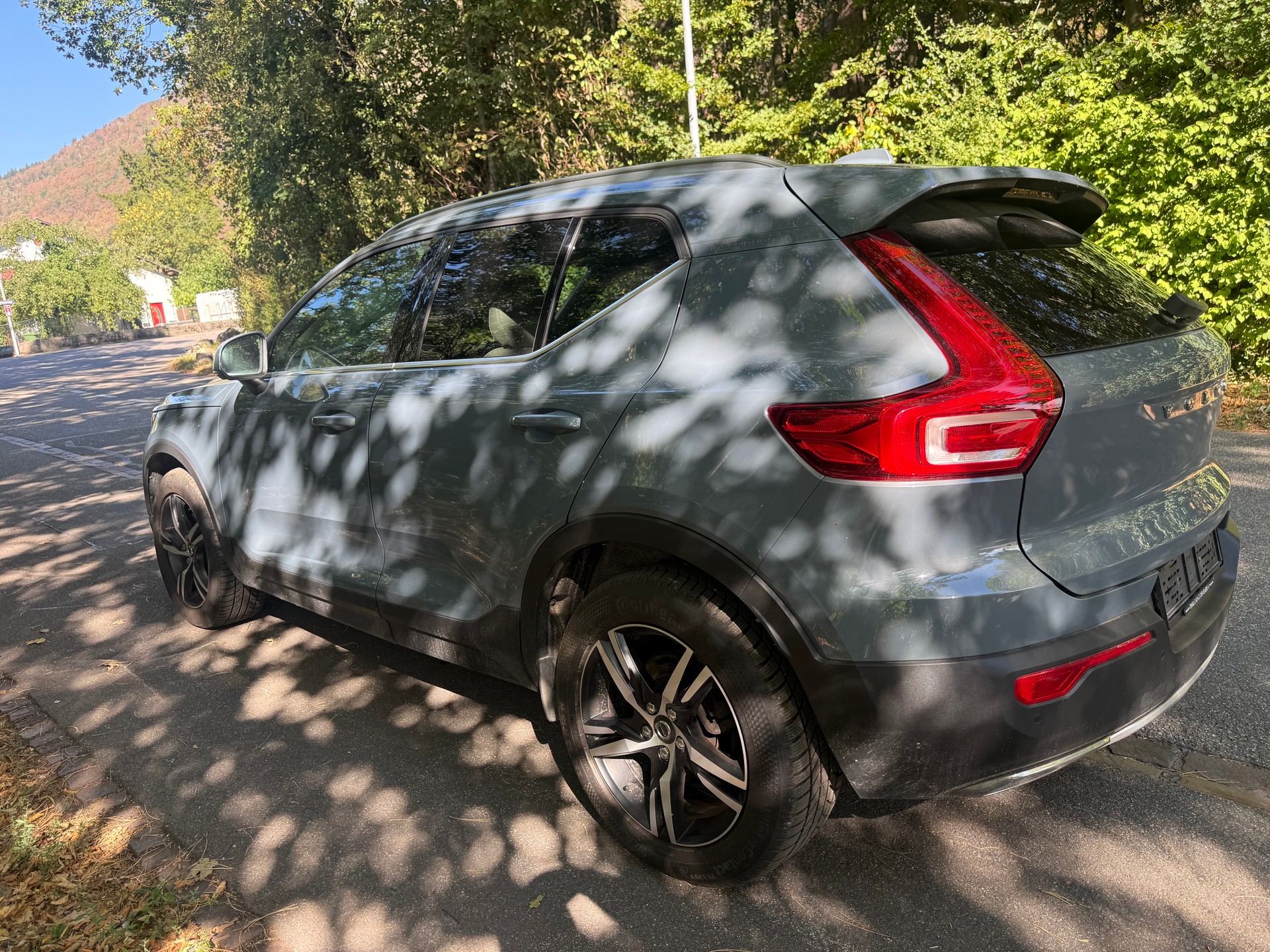 VOLVO XC40 T4 AWD Inscription Geartronic-image-4