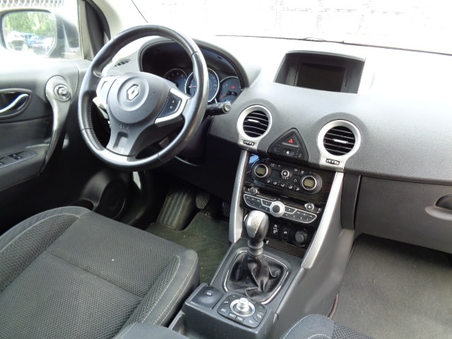 RENAULT Koleos 2.0 dCi Dynamique 4x4-image-11