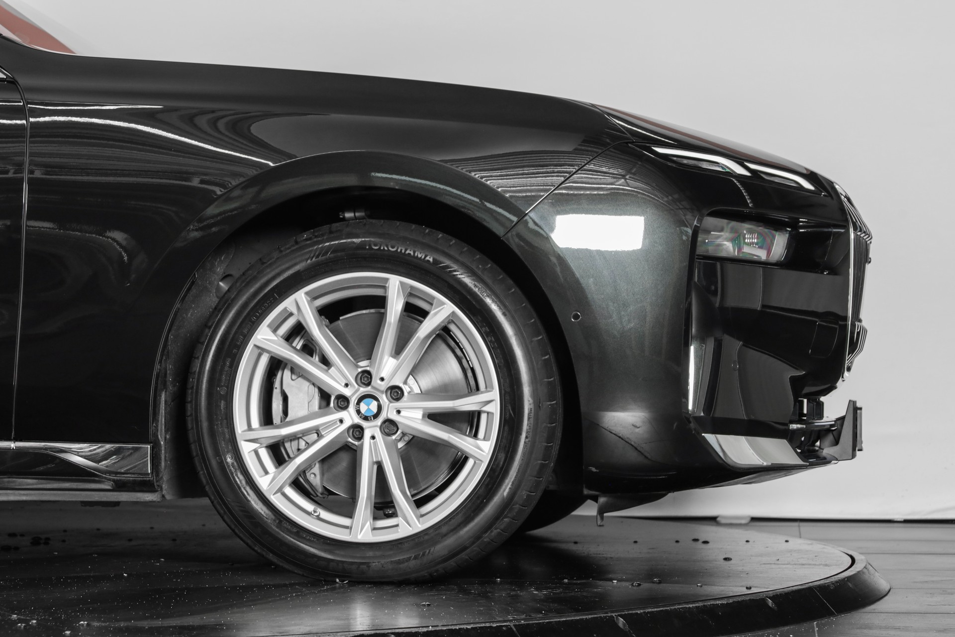 BMW i7 xDrive 60 Executive Lounge-image-22