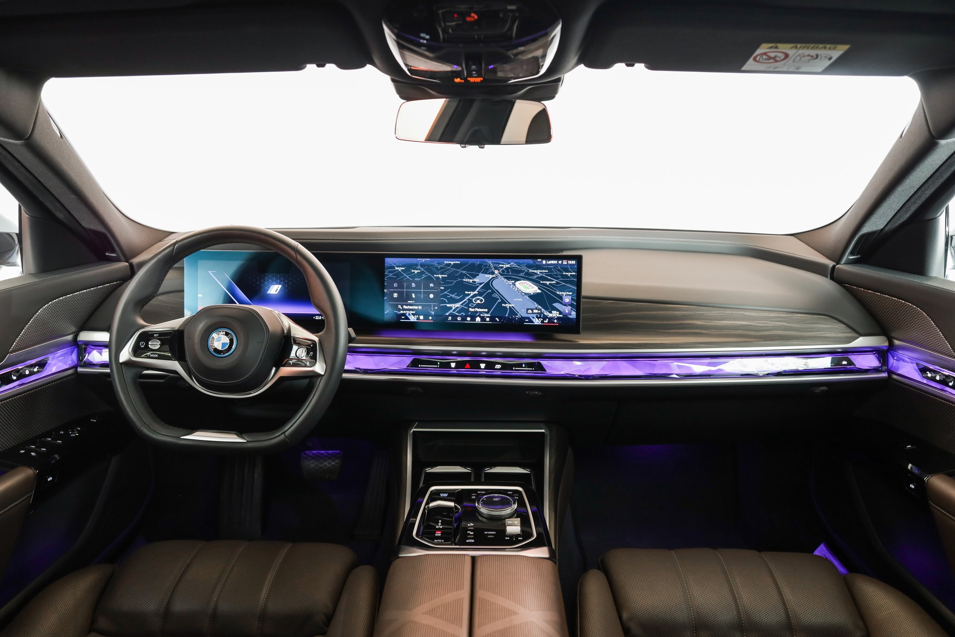 BMW i7 xDrive 60 Executive Lounge-image-9