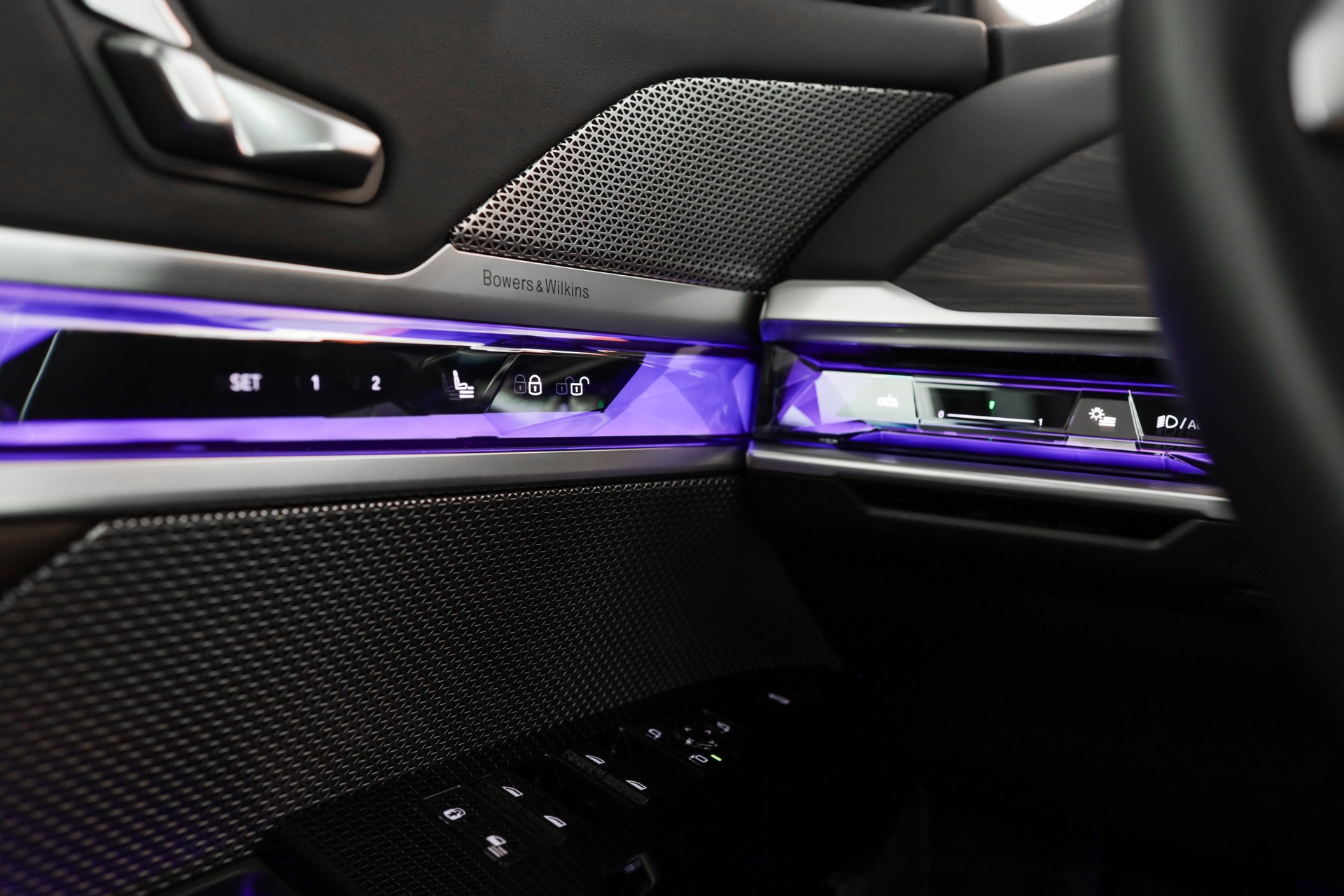 BMW i7 xDrive 60 Executive Lounge-image-18