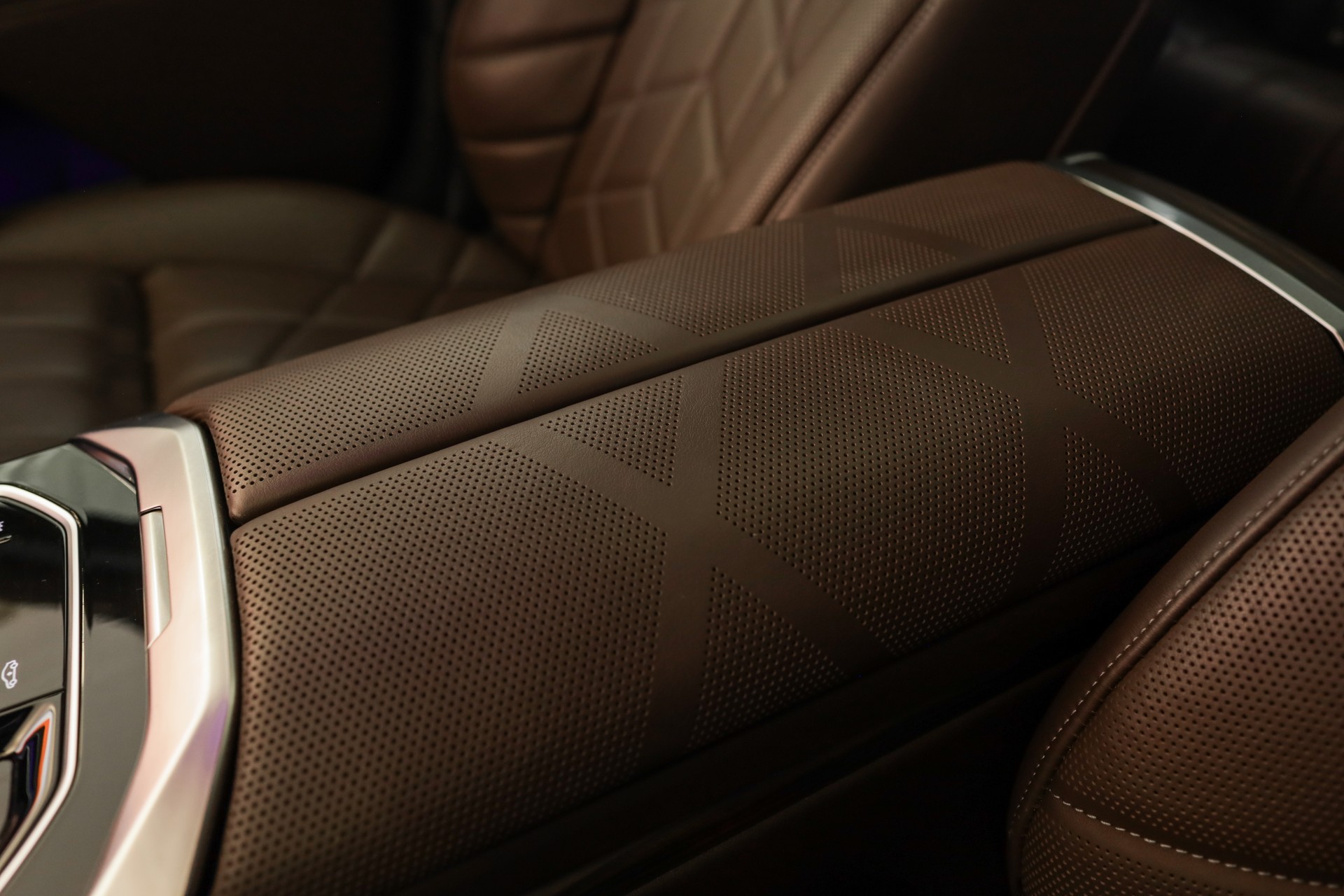 BMW i7 xDrive 60 Executive Lounge-image-15