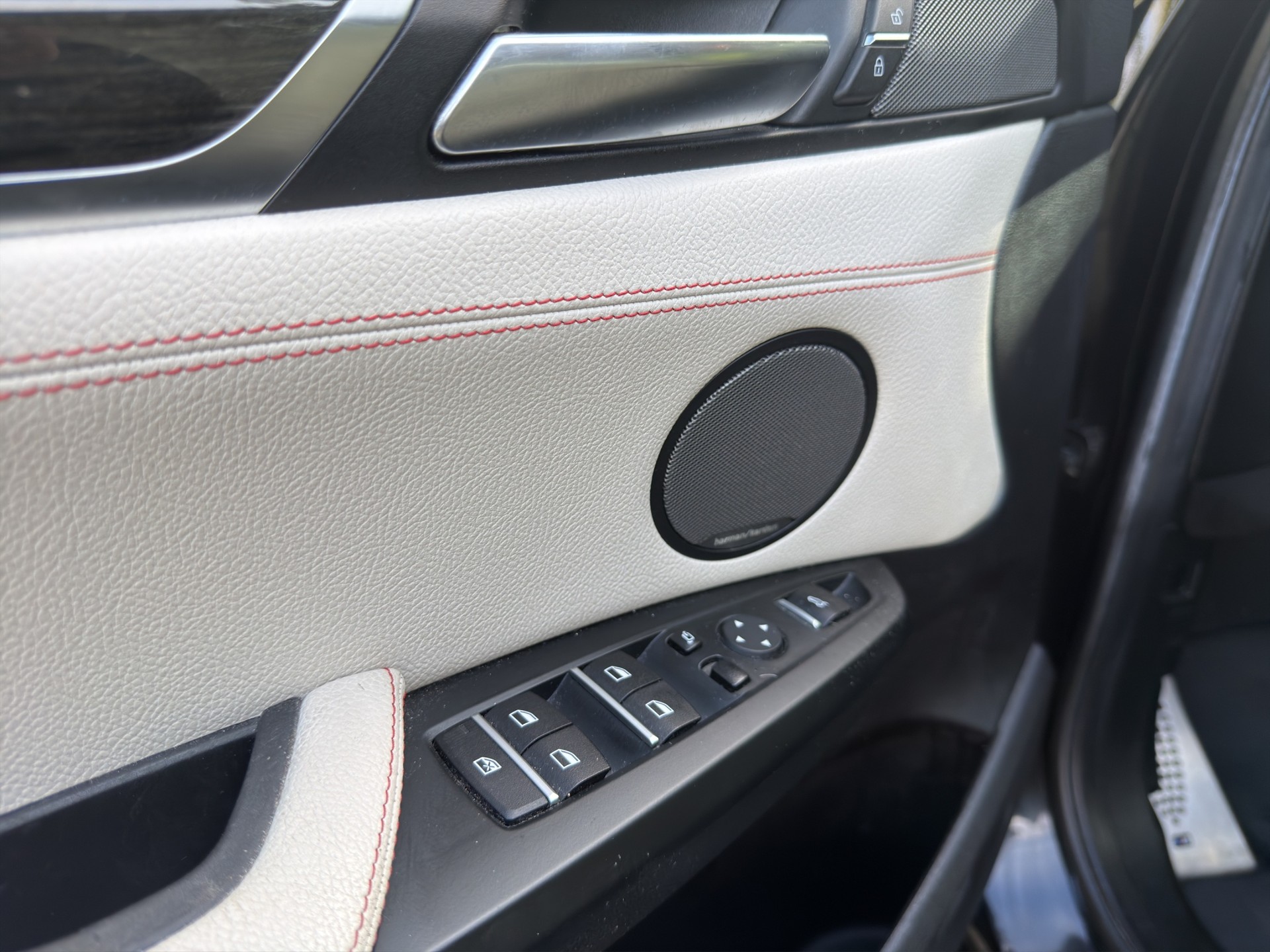 BMW X4 M 40i Steptronic-image-13