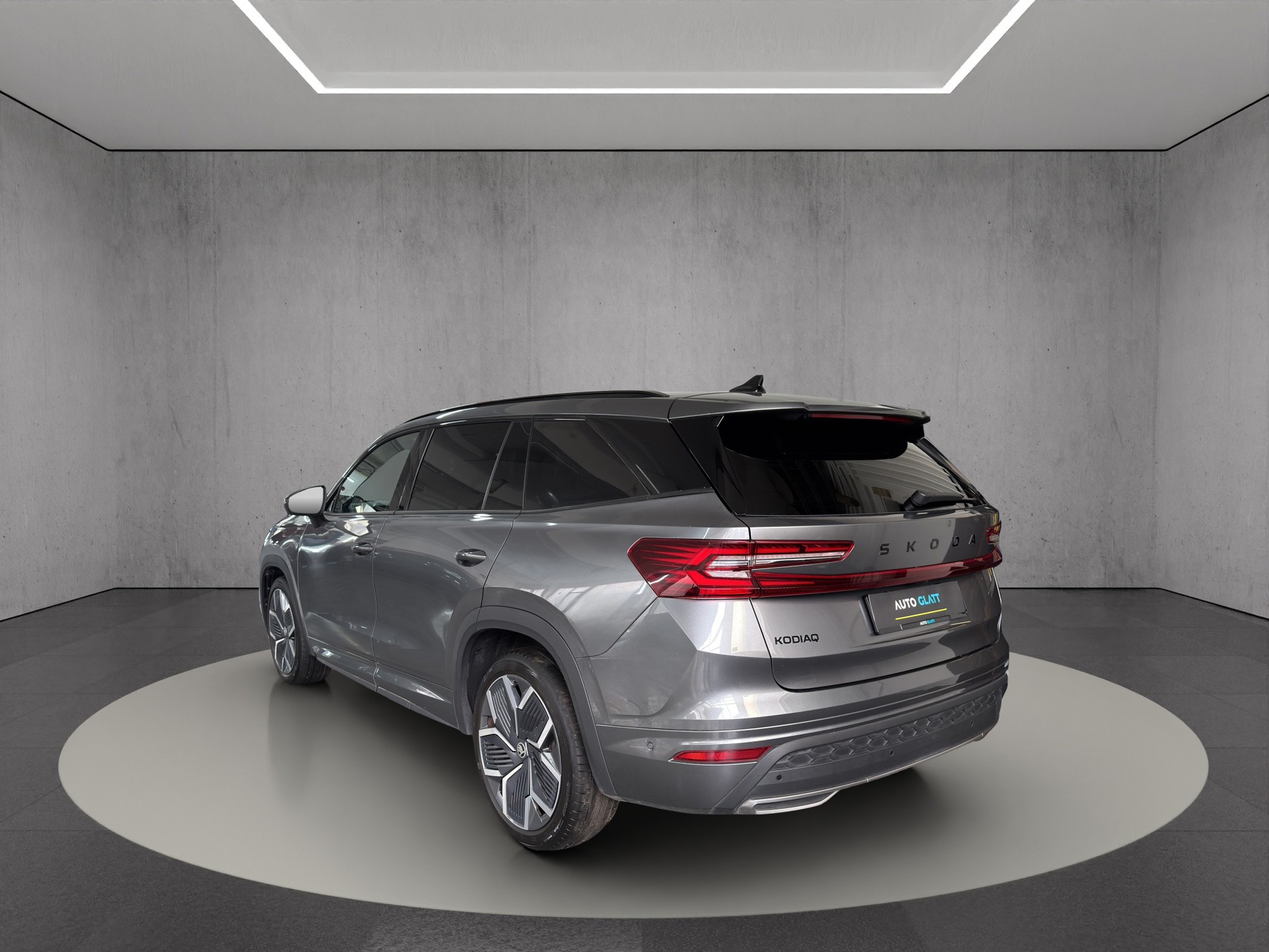SKODA Kodiaq 1.5 TSI Sportline MHEV 7-PLätzer "Pano-AHK-20"Alu-Head-UP"-image-4