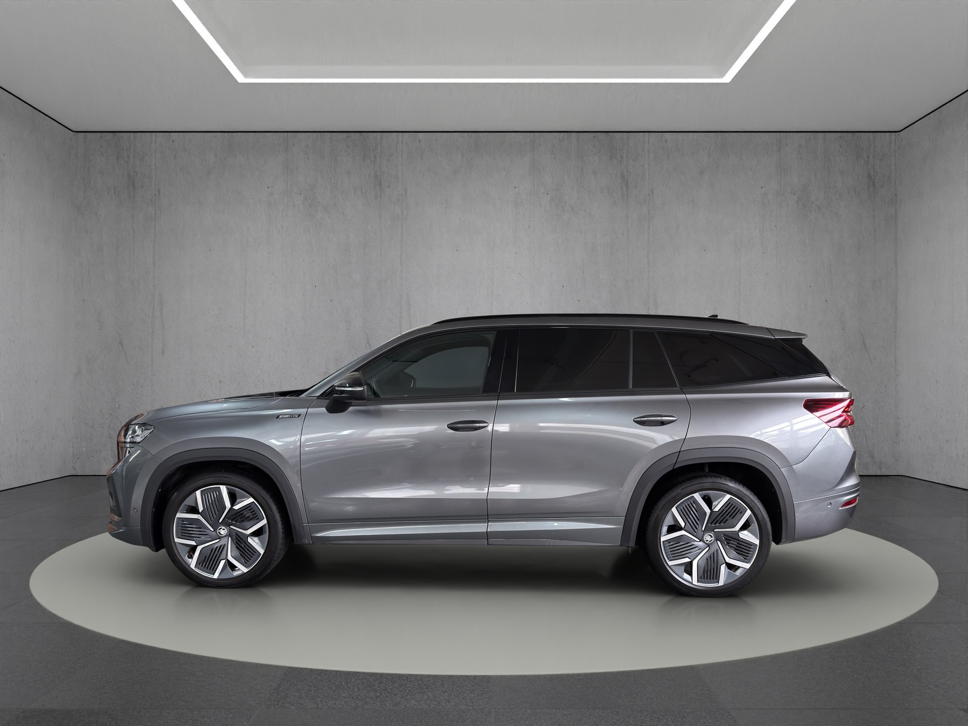 SKODA Kodiaq 1.5 TSI Sportline MHEV 7-PLätzer "Pano-AHK-20"Alu-Head-UP"-image-2