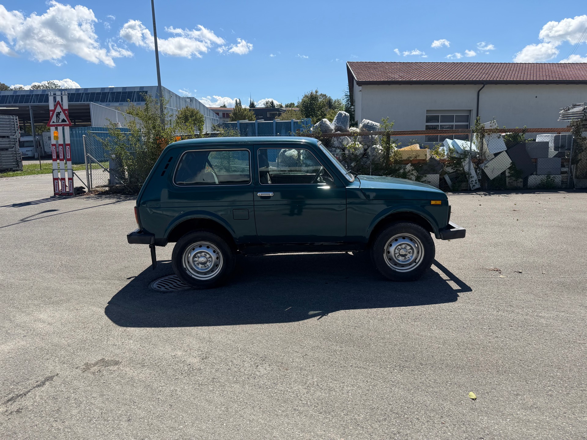 LADA Niva 4x4 1.7i-image-4