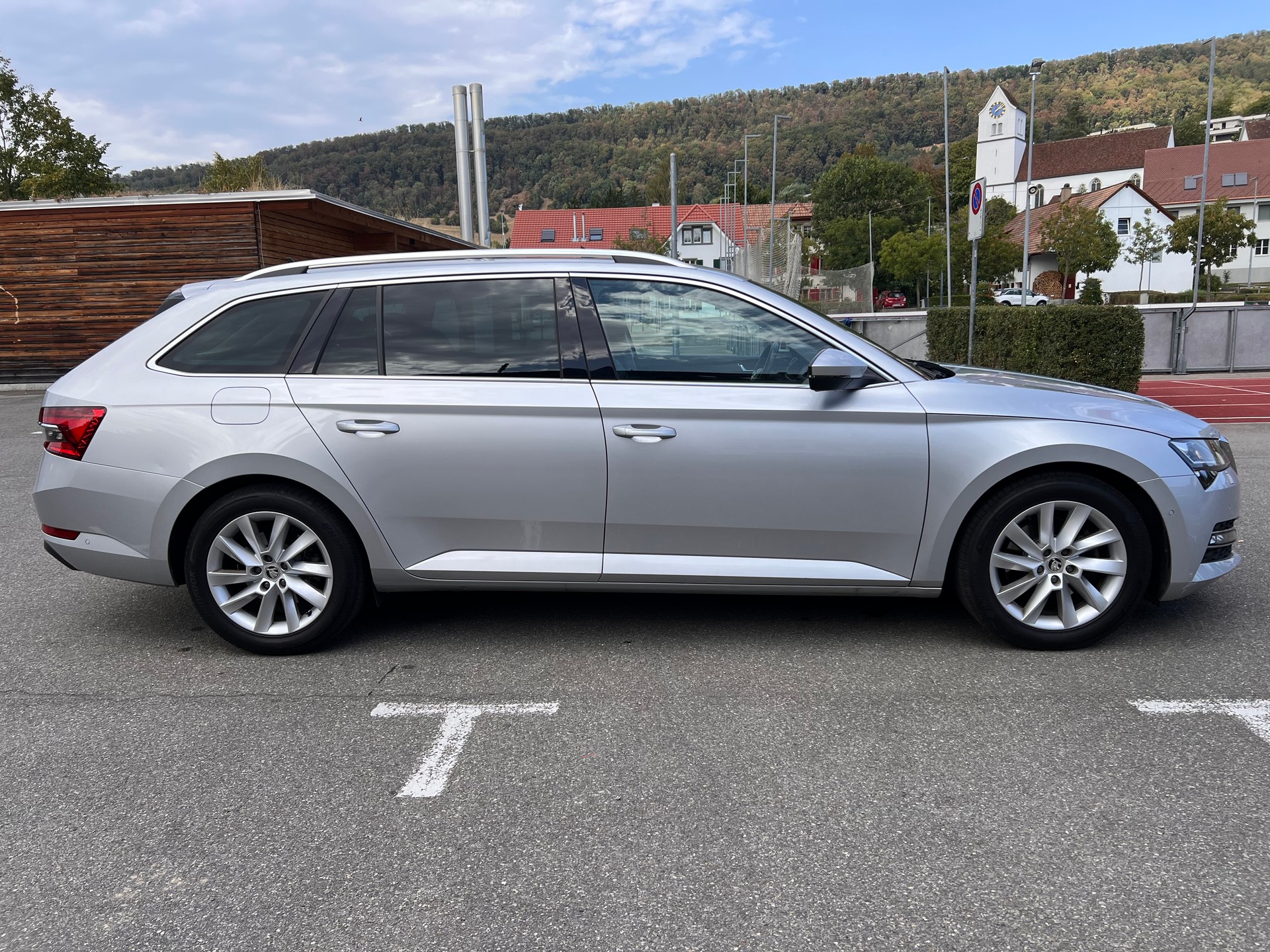 SKODA 2.0 TDI Style DSG-image-4