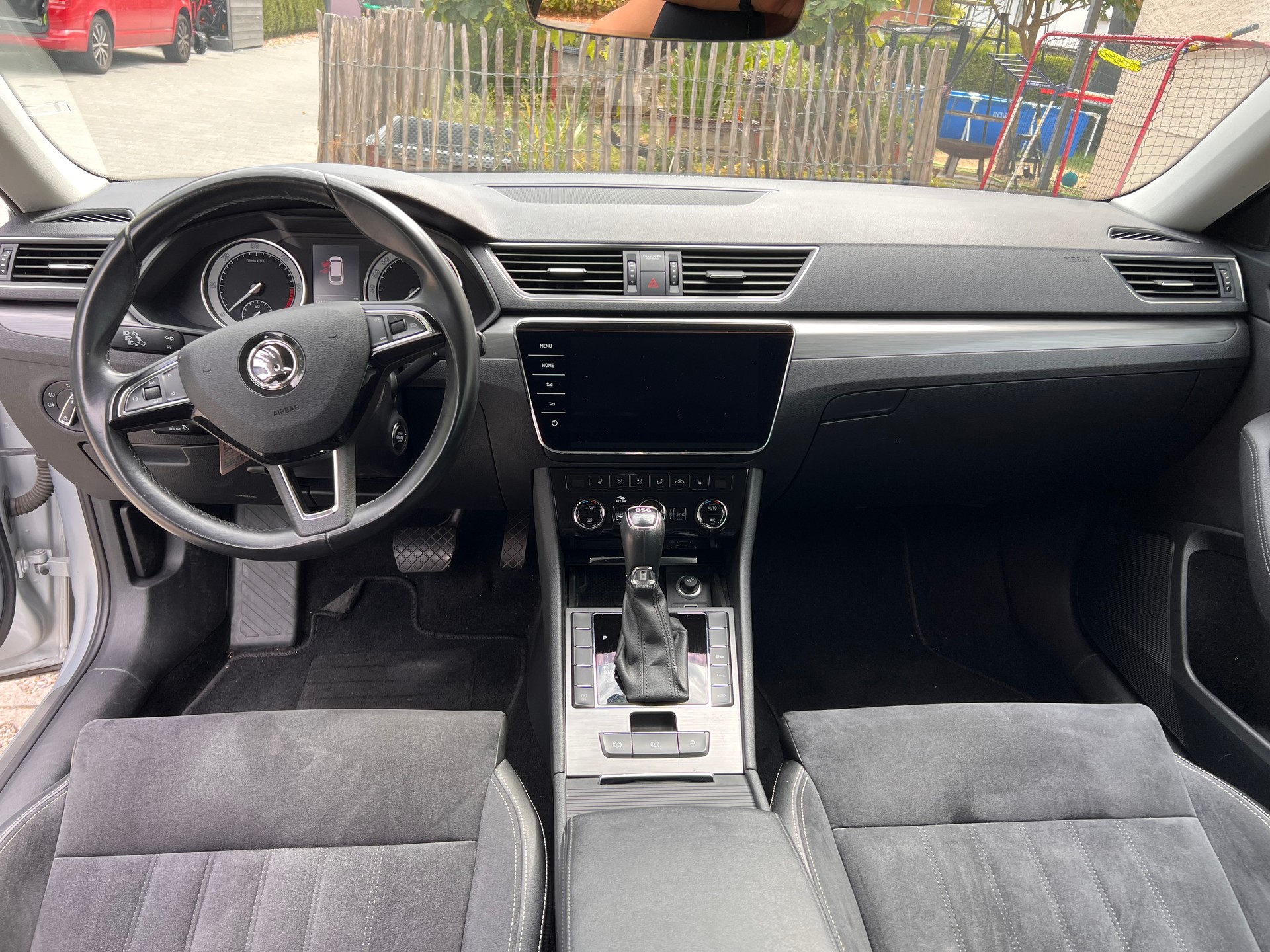 SKODA 2.0 TDI Style DSG-image-5