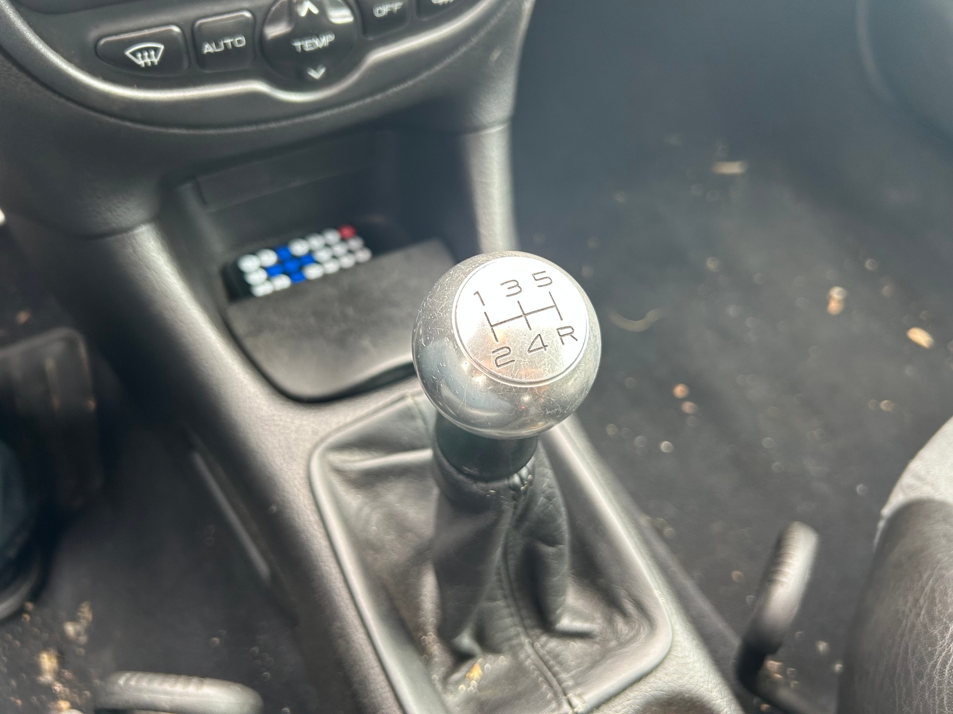PEUGEOT 206 2.0 16V GTI-image-8