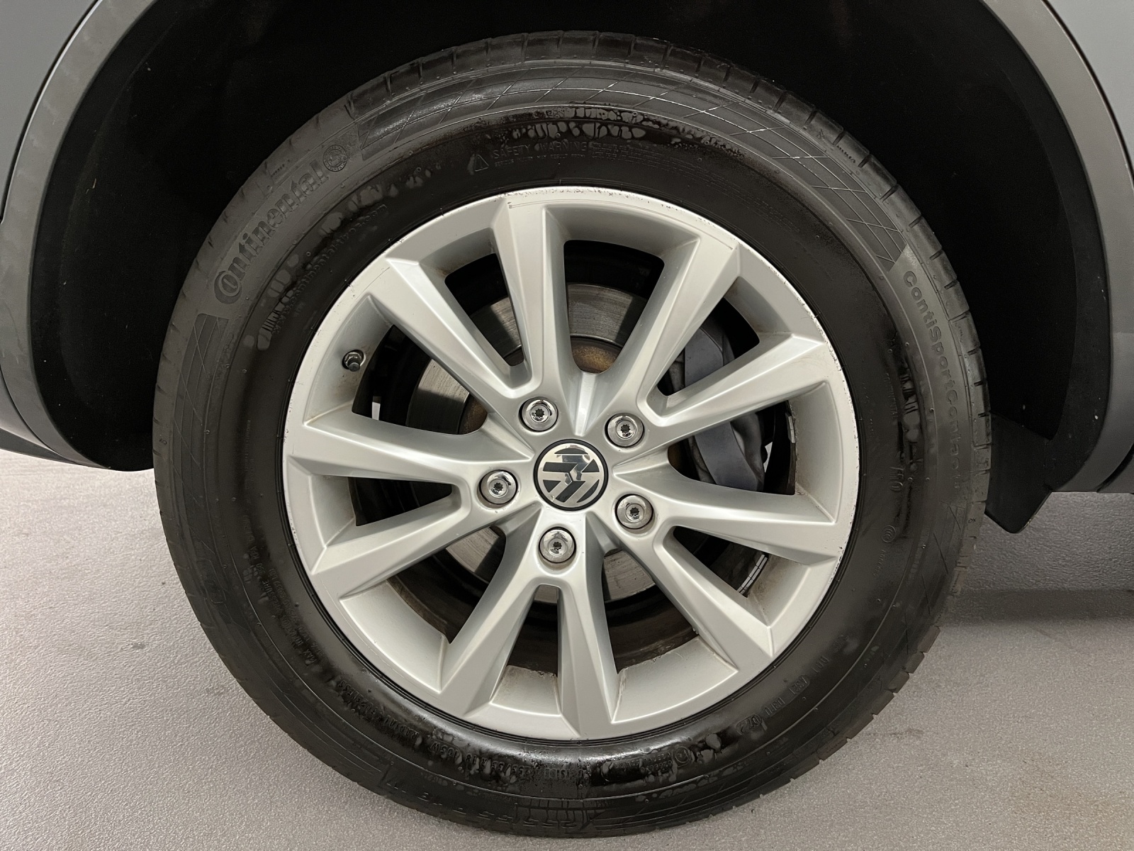 VW Touareg 3.0 V6 TDI 245 BMT Black Pearl-image-17
