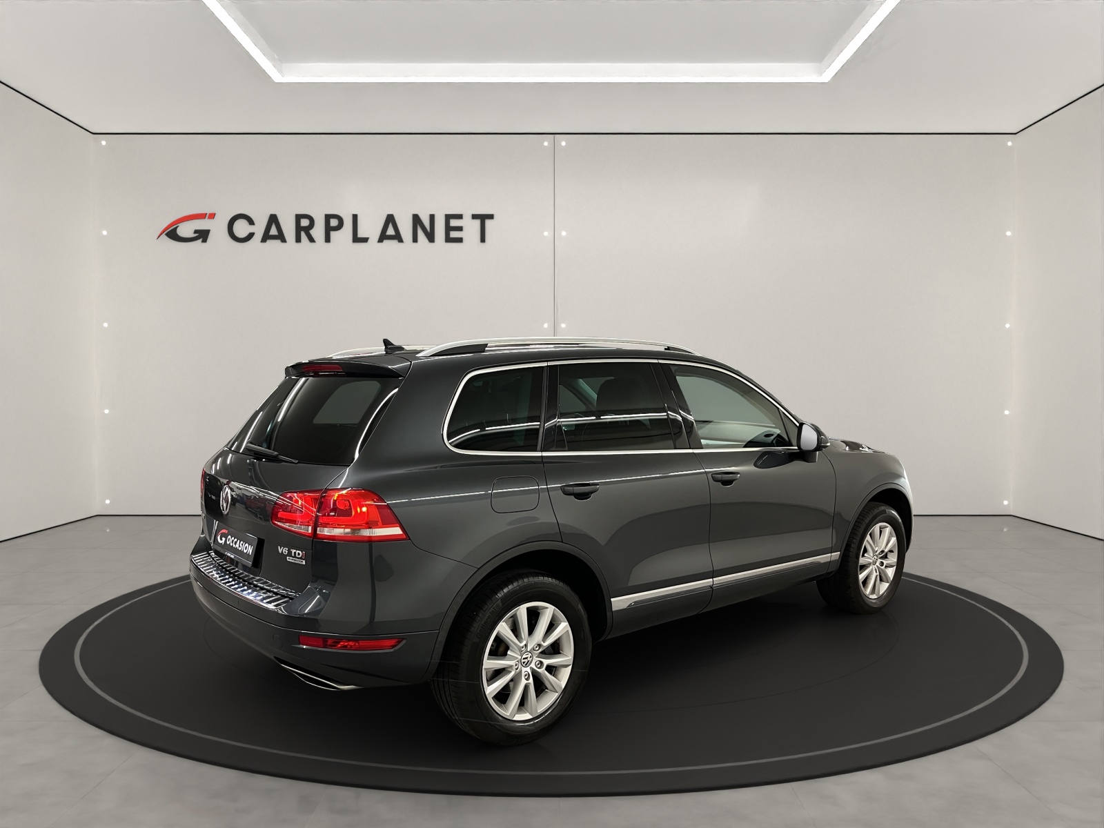 VW Touareg 3.0 V6 TDI 245 BMT Black Pearl-image-4