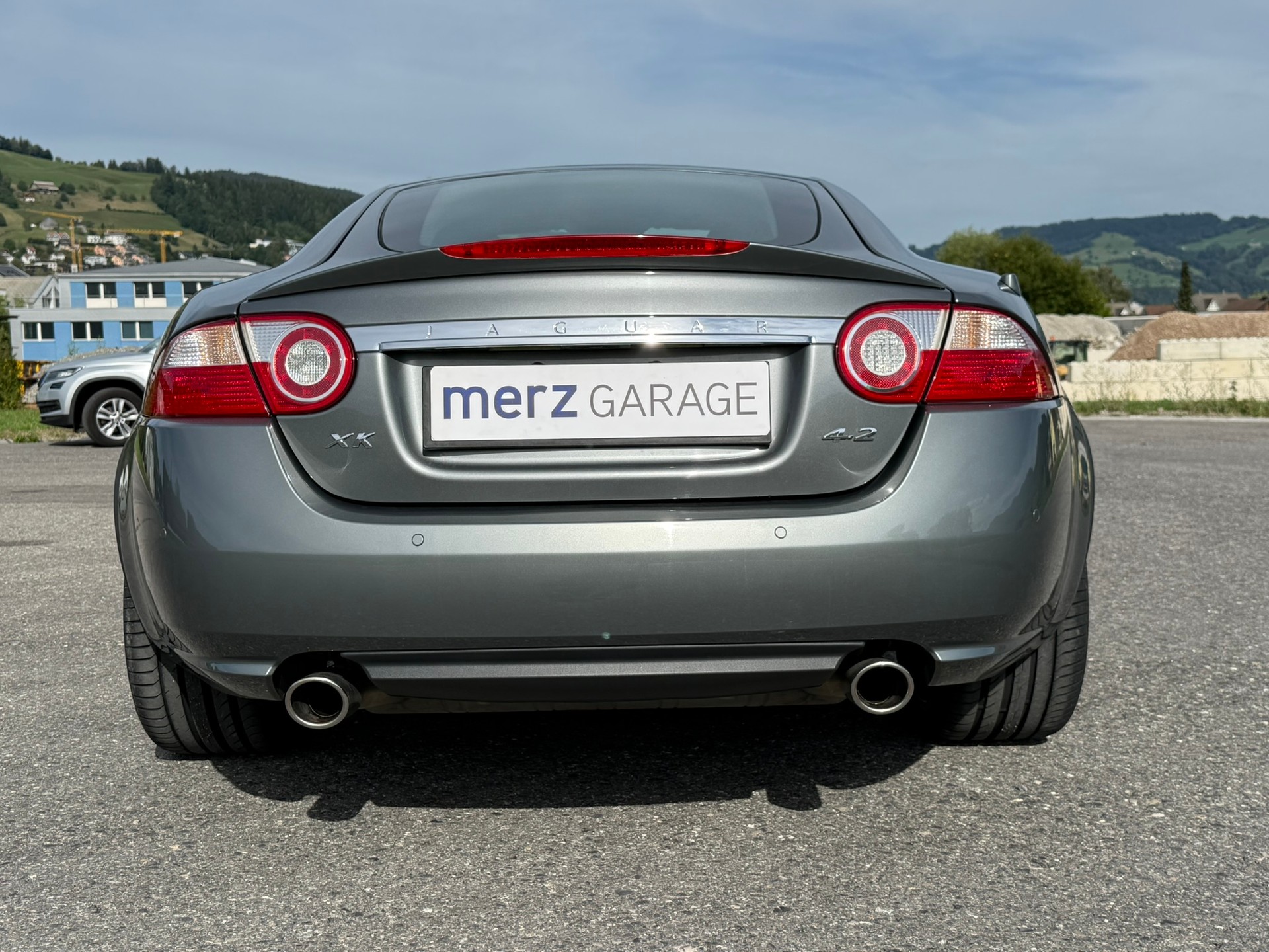 JAGUAR XK 4.2 V8 Automatic-image-5