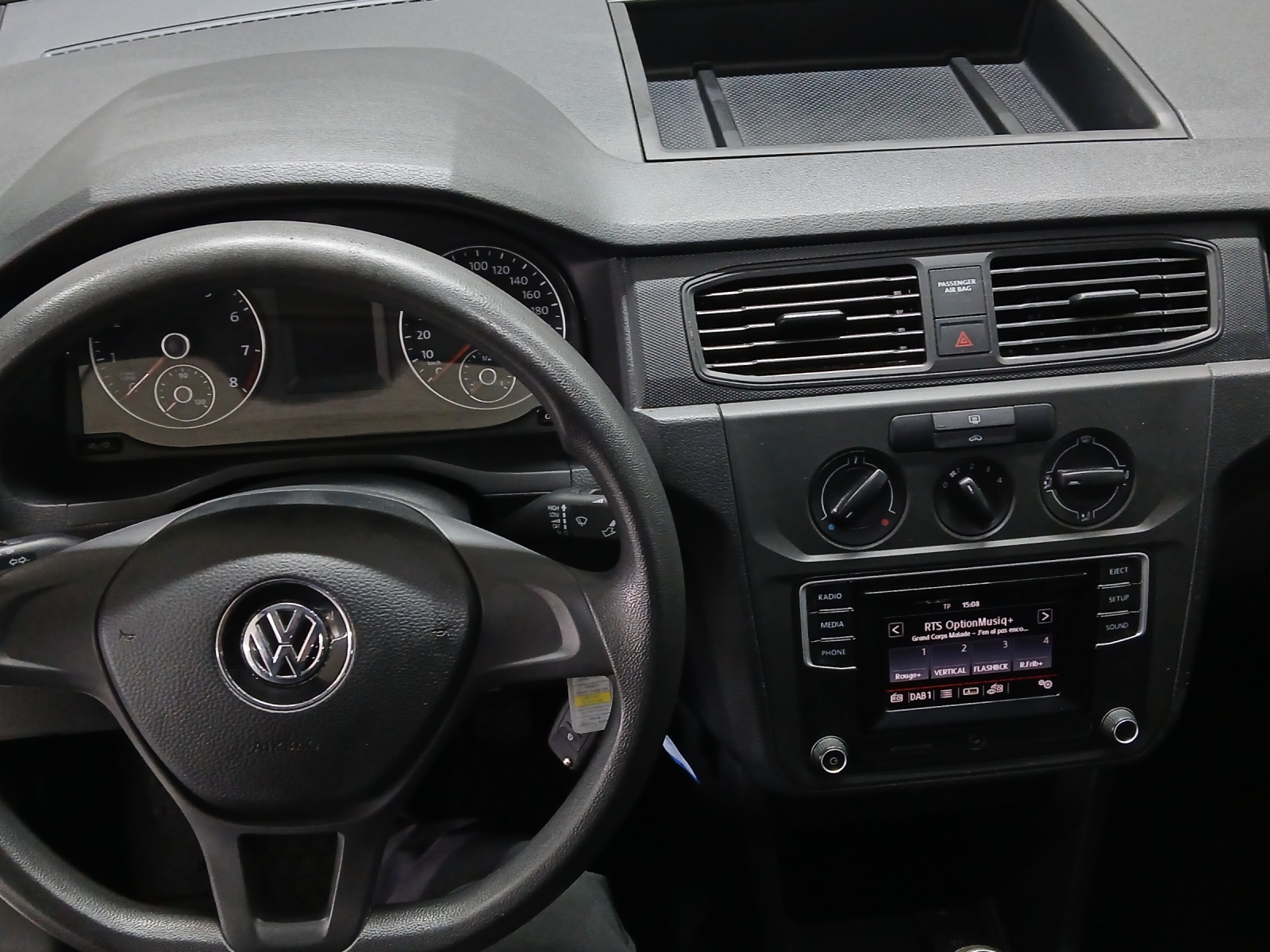 VW Caddy 1.4TSI Entry BlueMotion Technology-image-8