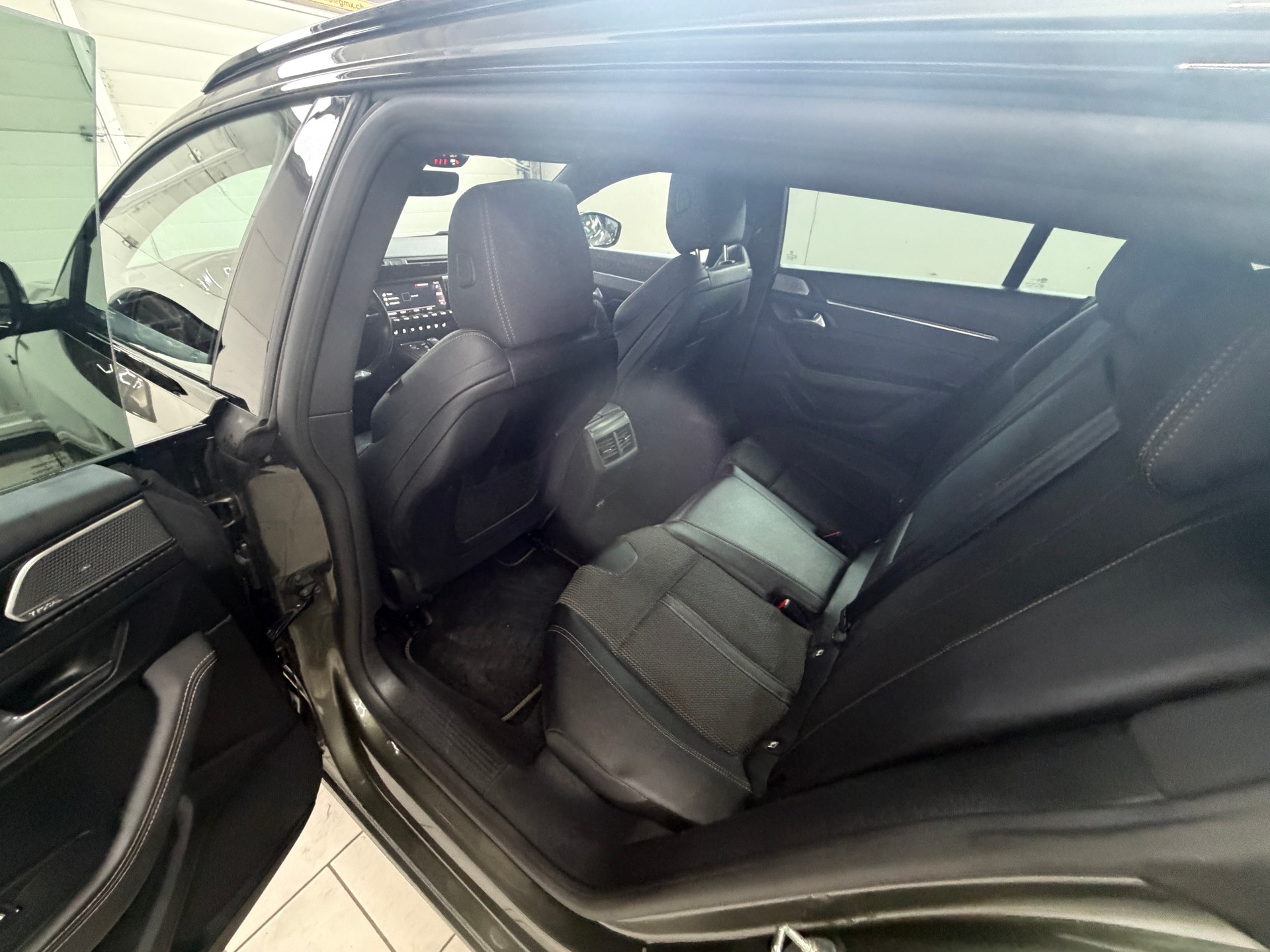 PEUGEOT 508 SW 1.5 Blue HDI Active EAT8-image-9