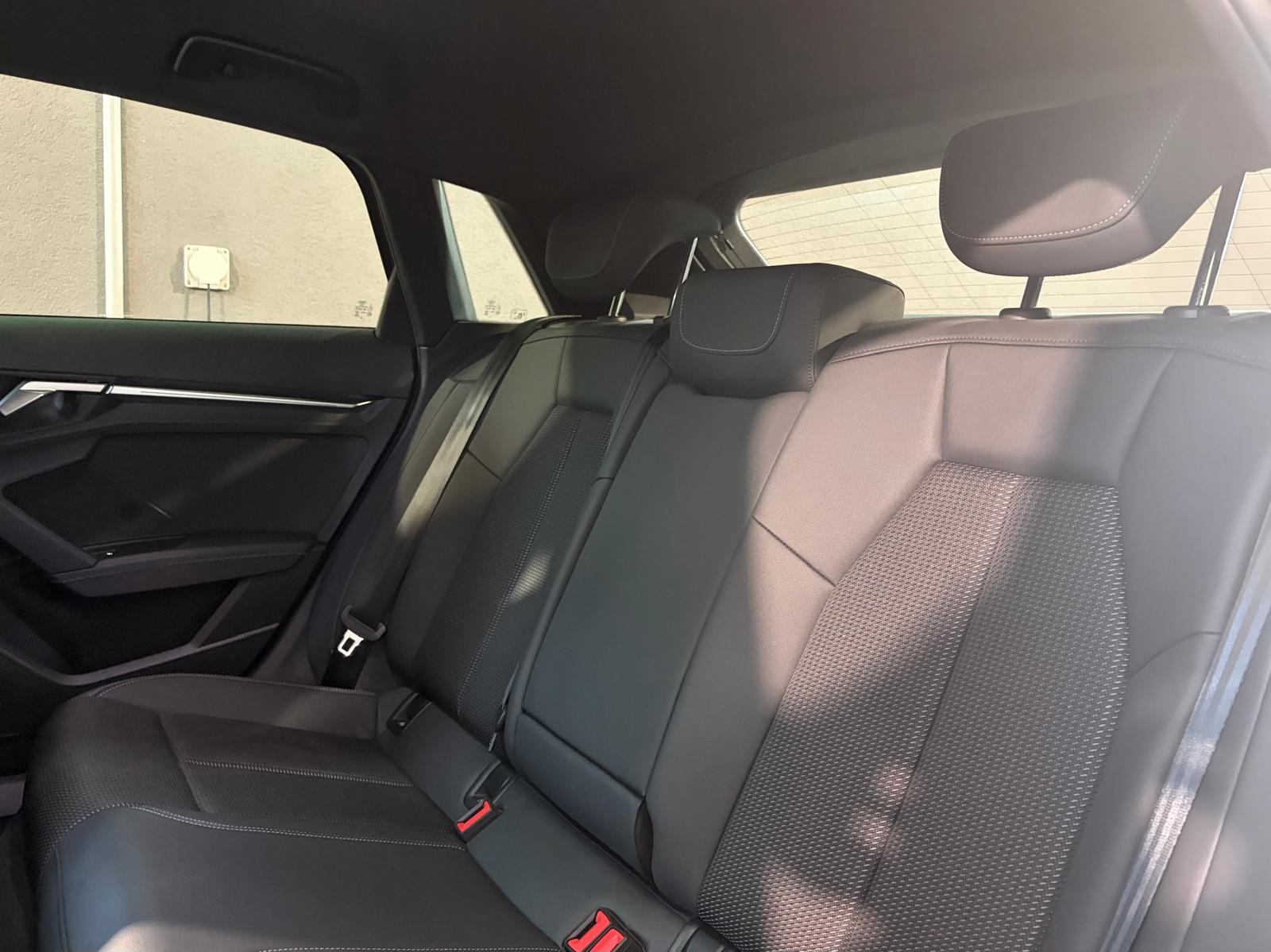AUDI A3 Sportback 45 TFSI e S line S-tronic - Caméra 360-image-12