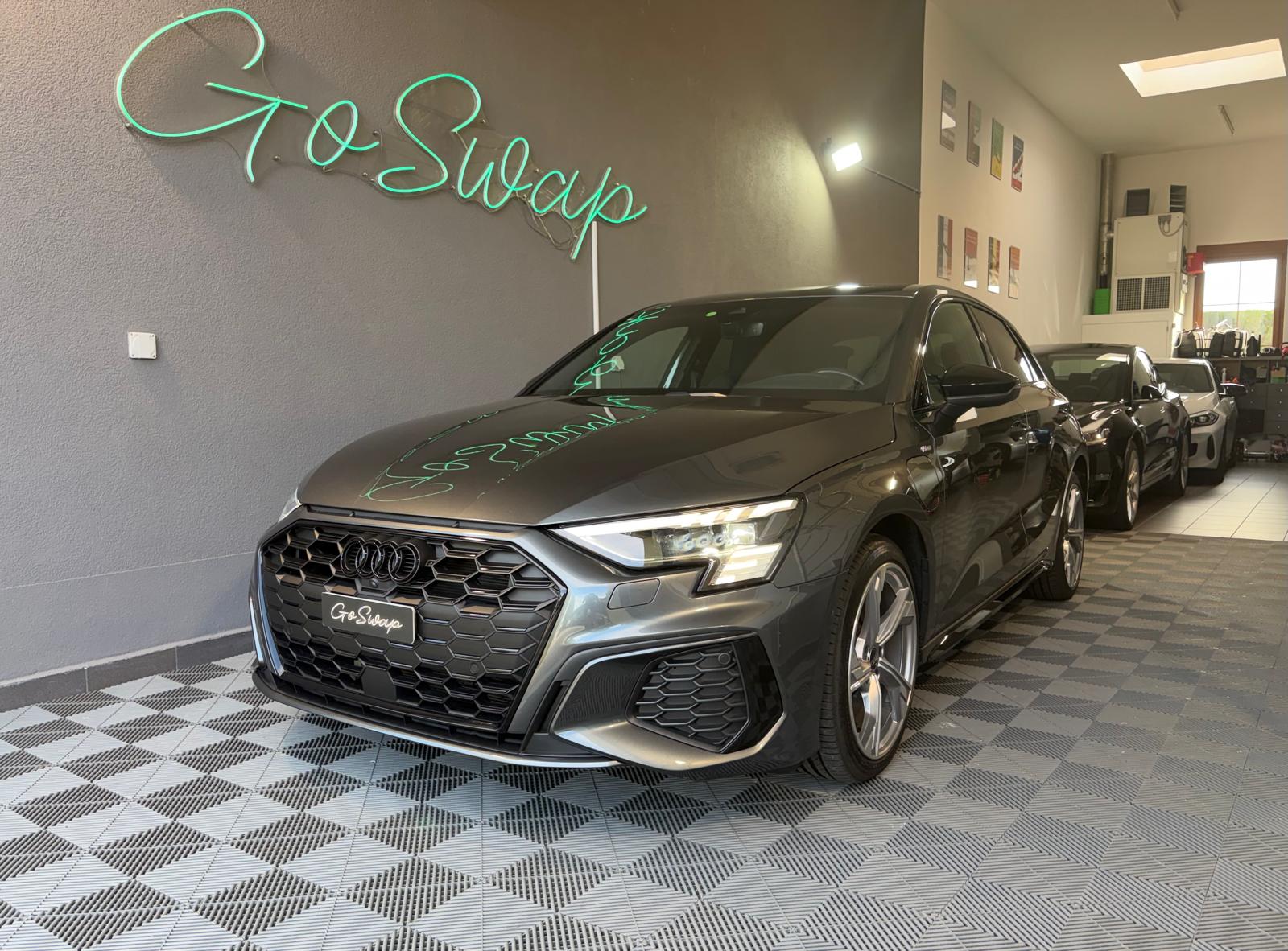 AUDI A3 Sportback 45 TFSI e S line S-tronic - Caméra 360-image-0