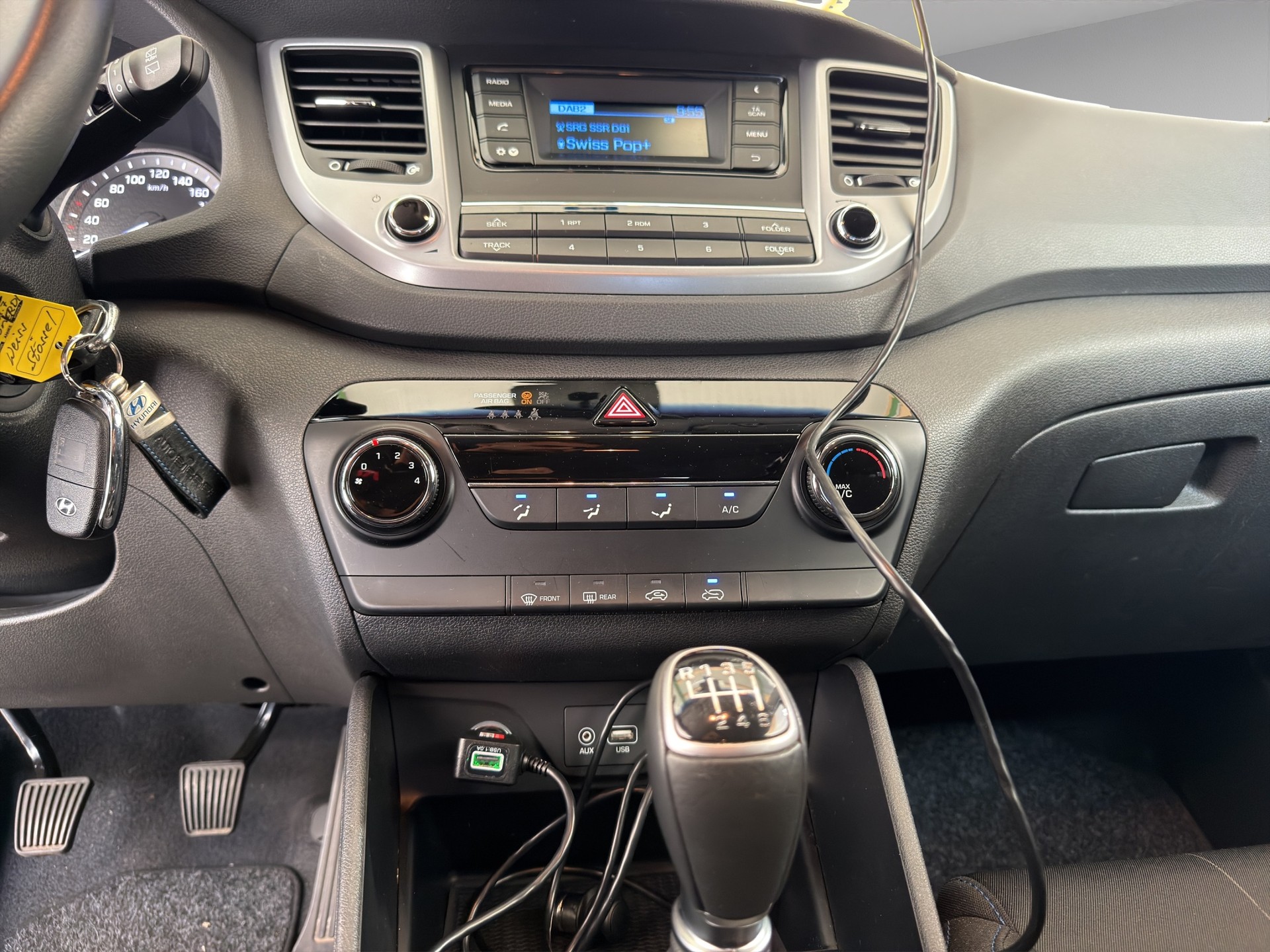 HYUNDAI Tucson 1.7 CRDI Origo 2WD-image-12